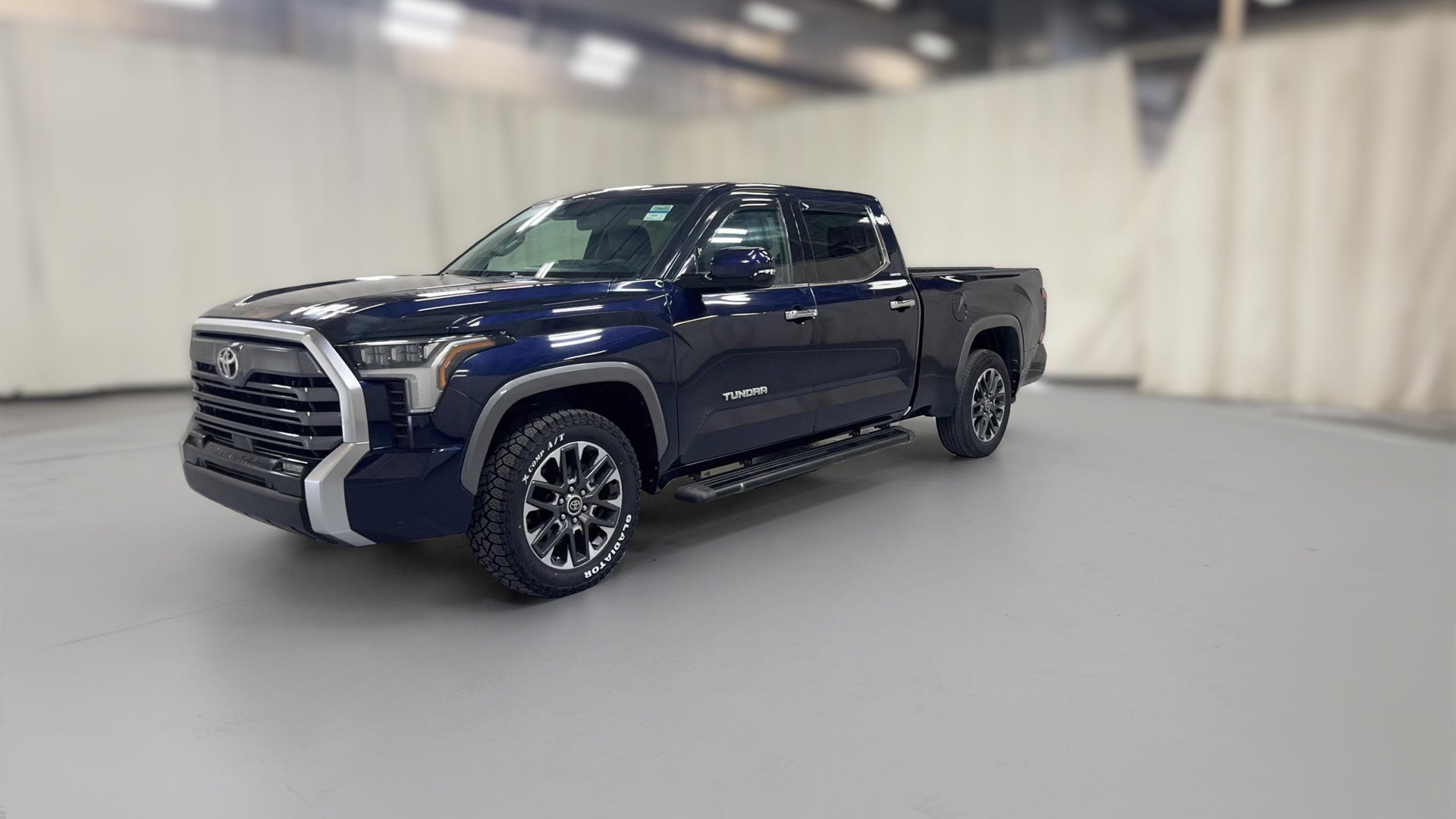 2022 Toyota Tundra CrewMax vehicle photo