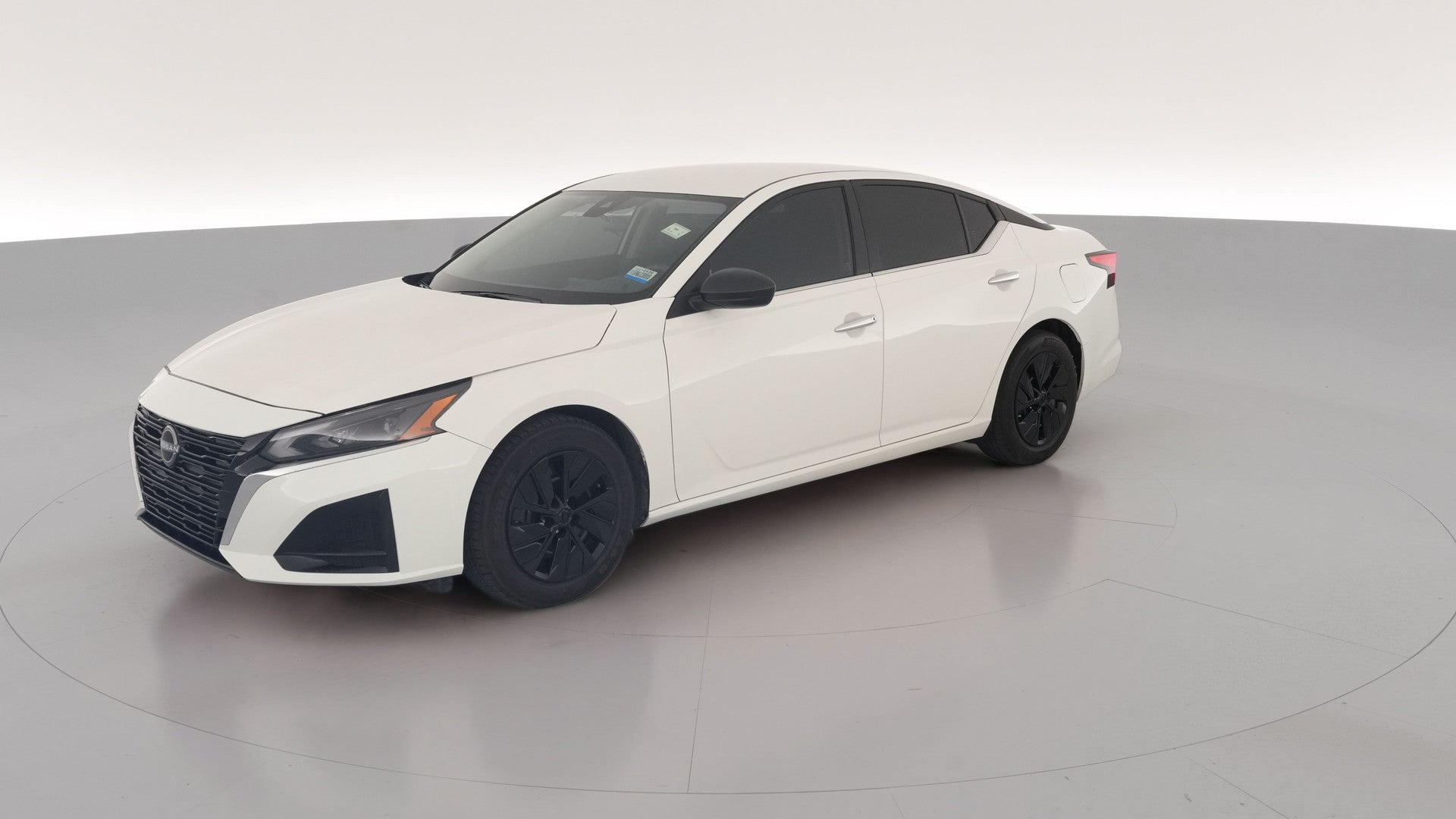 2024 Nissan Altima vehicle photo