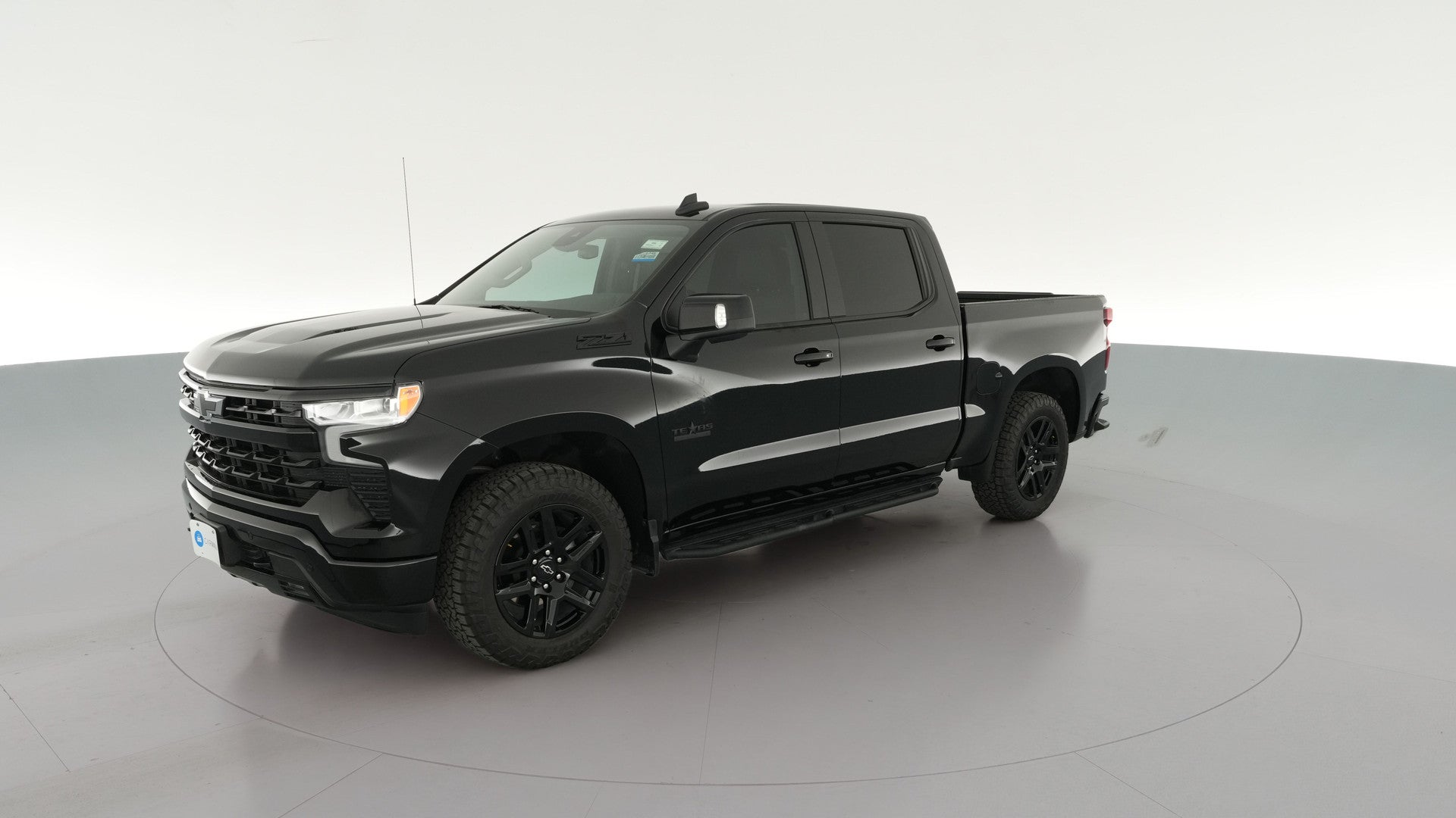 2024 Chevrolet Silverado 1500 Crew Cab vehicle photo