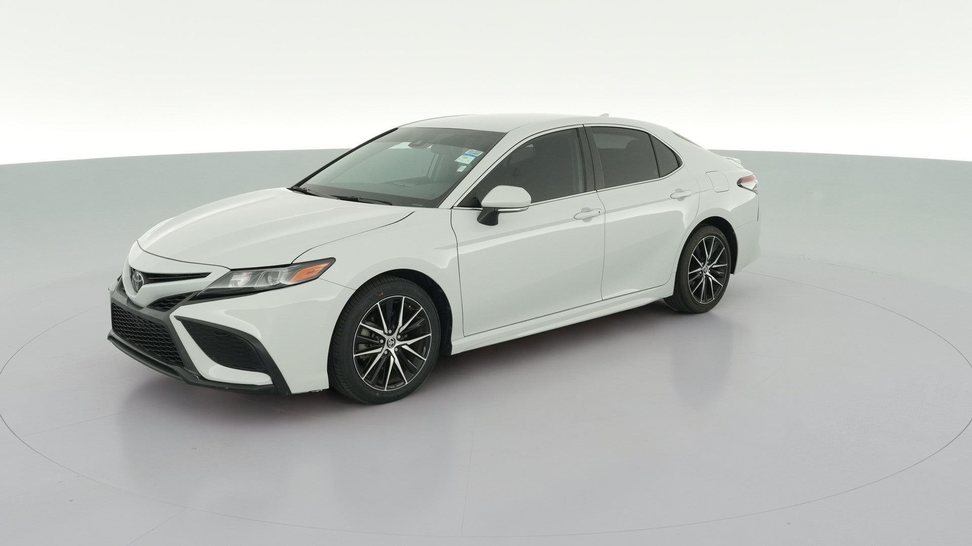 2024 Toyota Camry vehicle photo