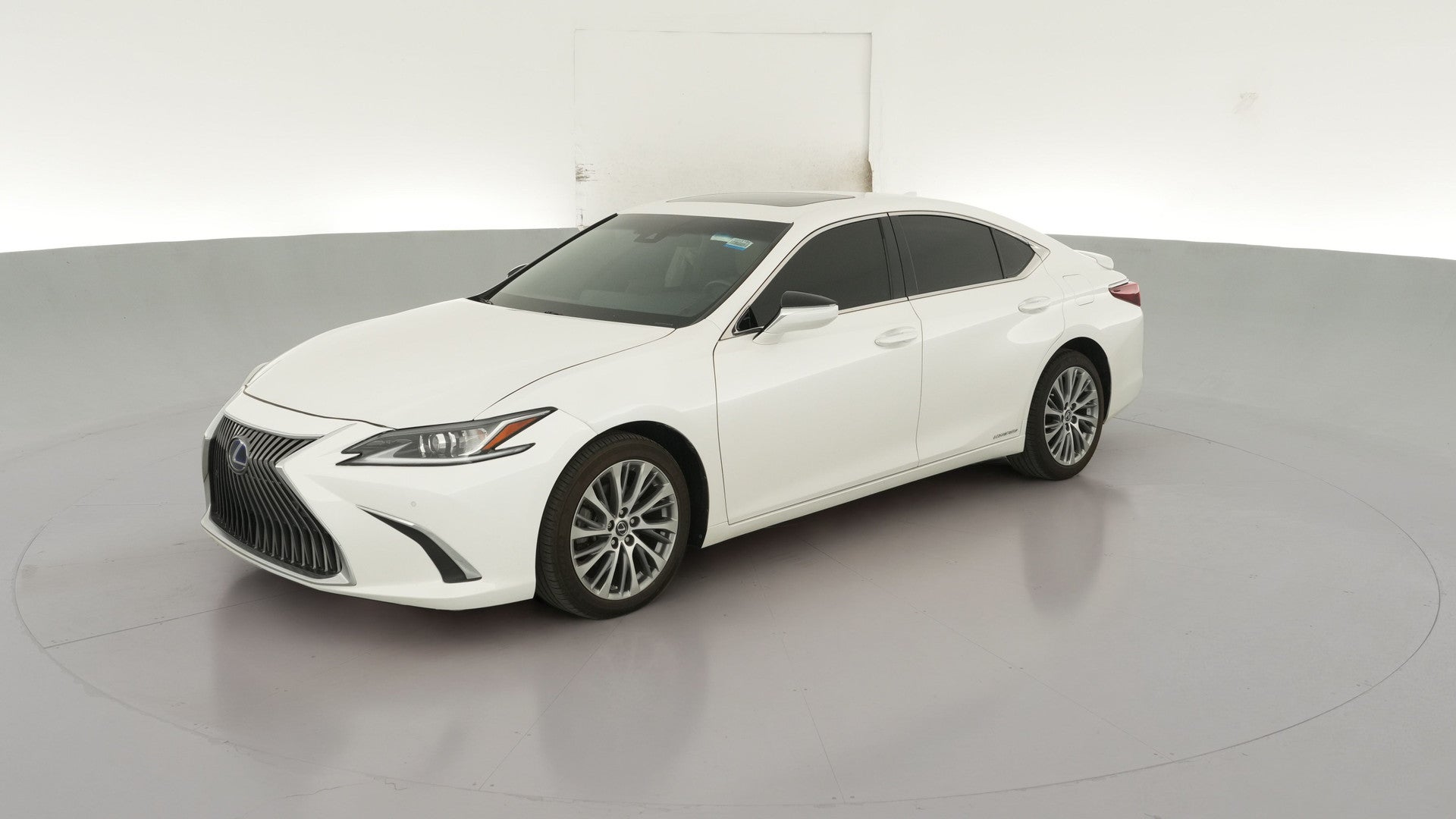 2020 Lexus ES vehicle photo
