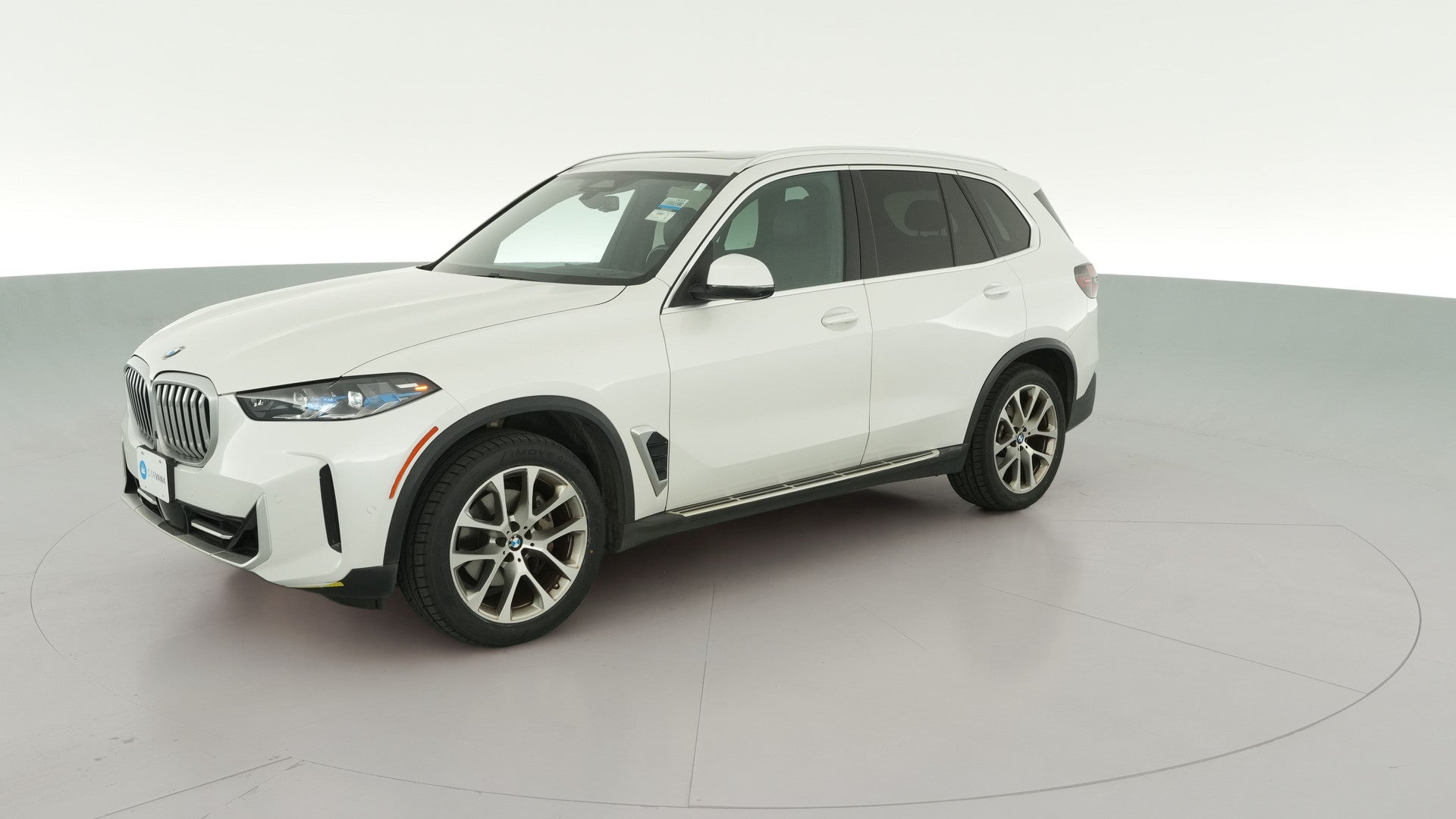 2024 BMW X5 vehicle photo