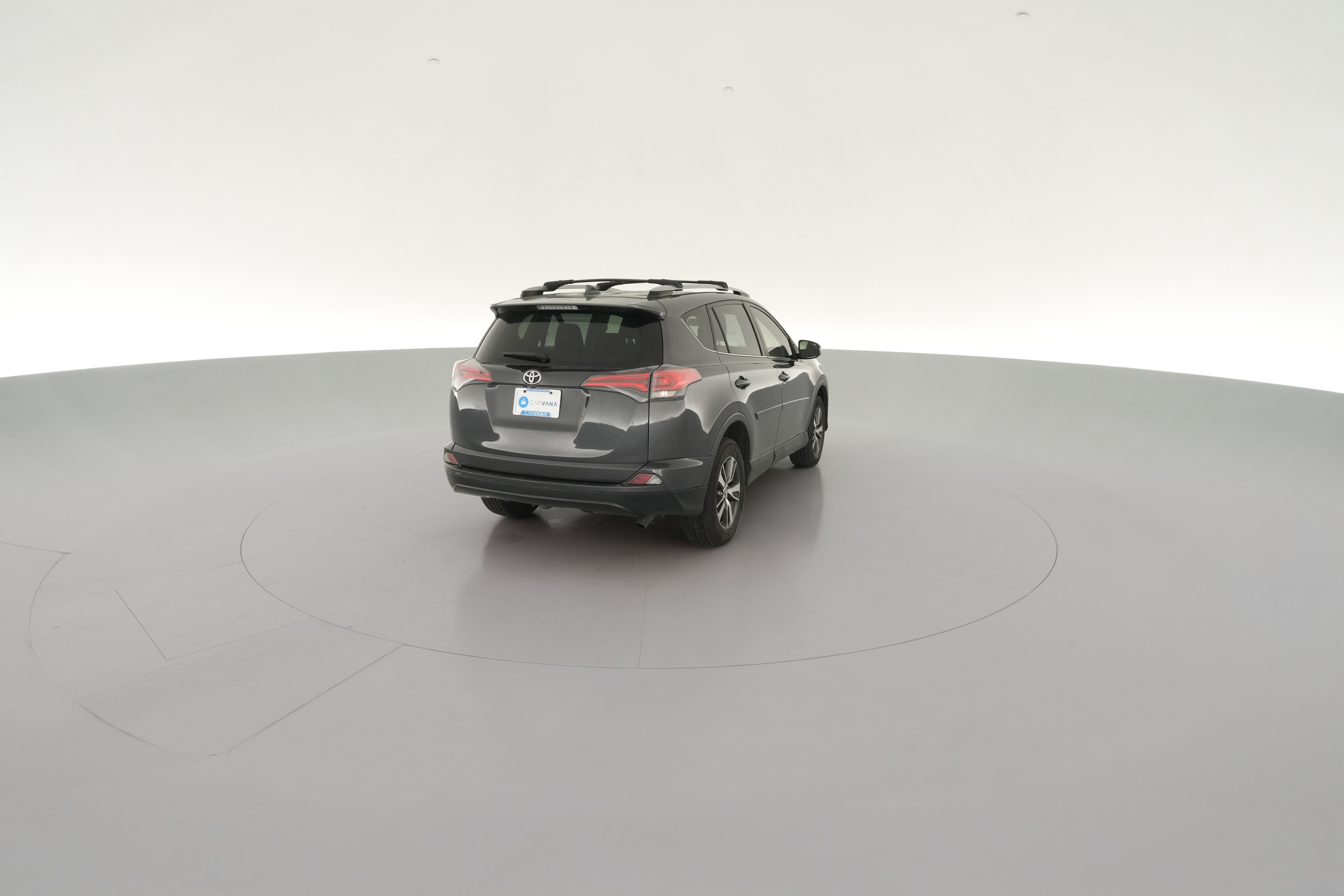 2017 Toyota RAV4 XLE - Photo 32