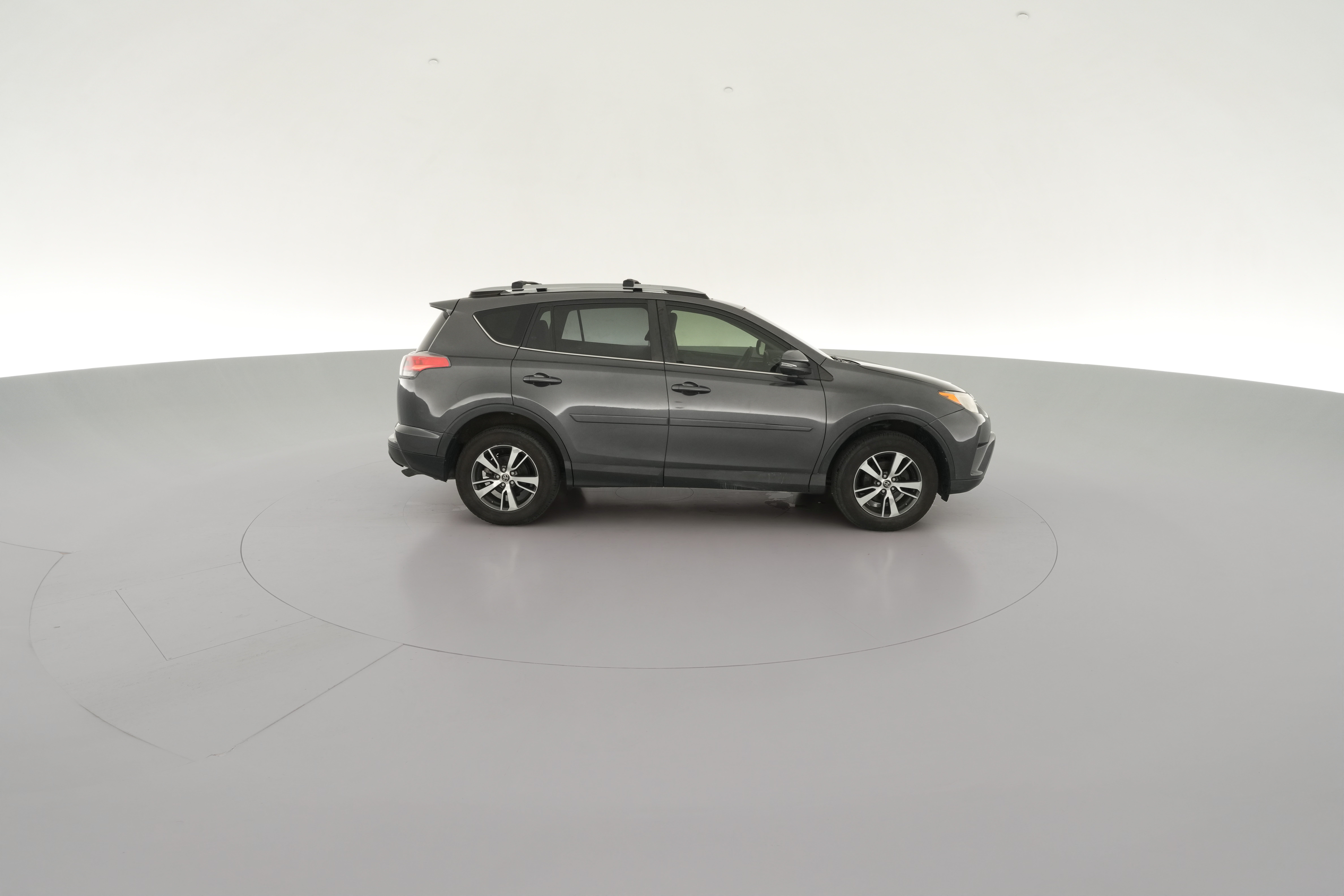 2017 Toyota RAV4 XLE - Photo 35