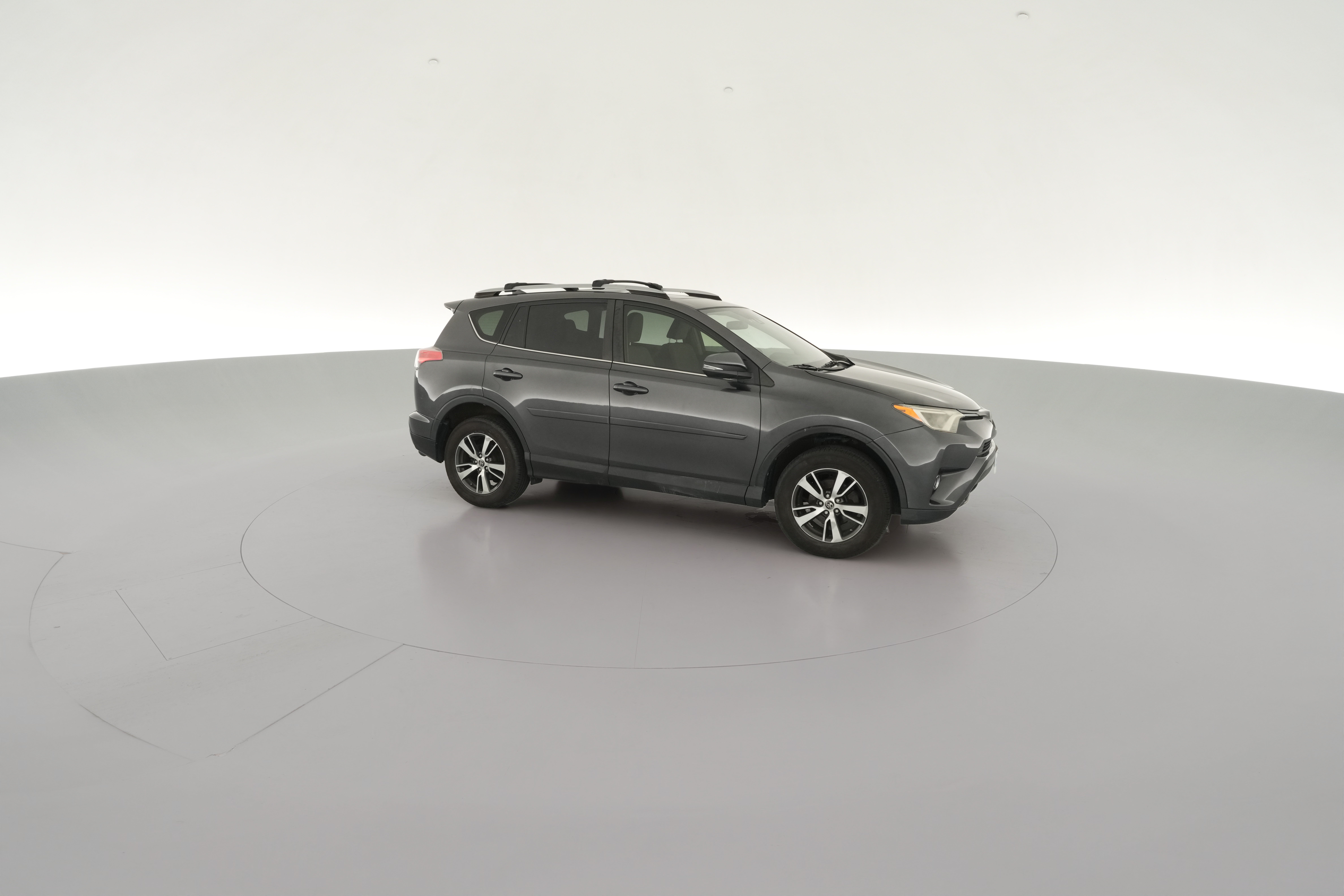 2017 Toyota RAV4 XLE - Photo 36
