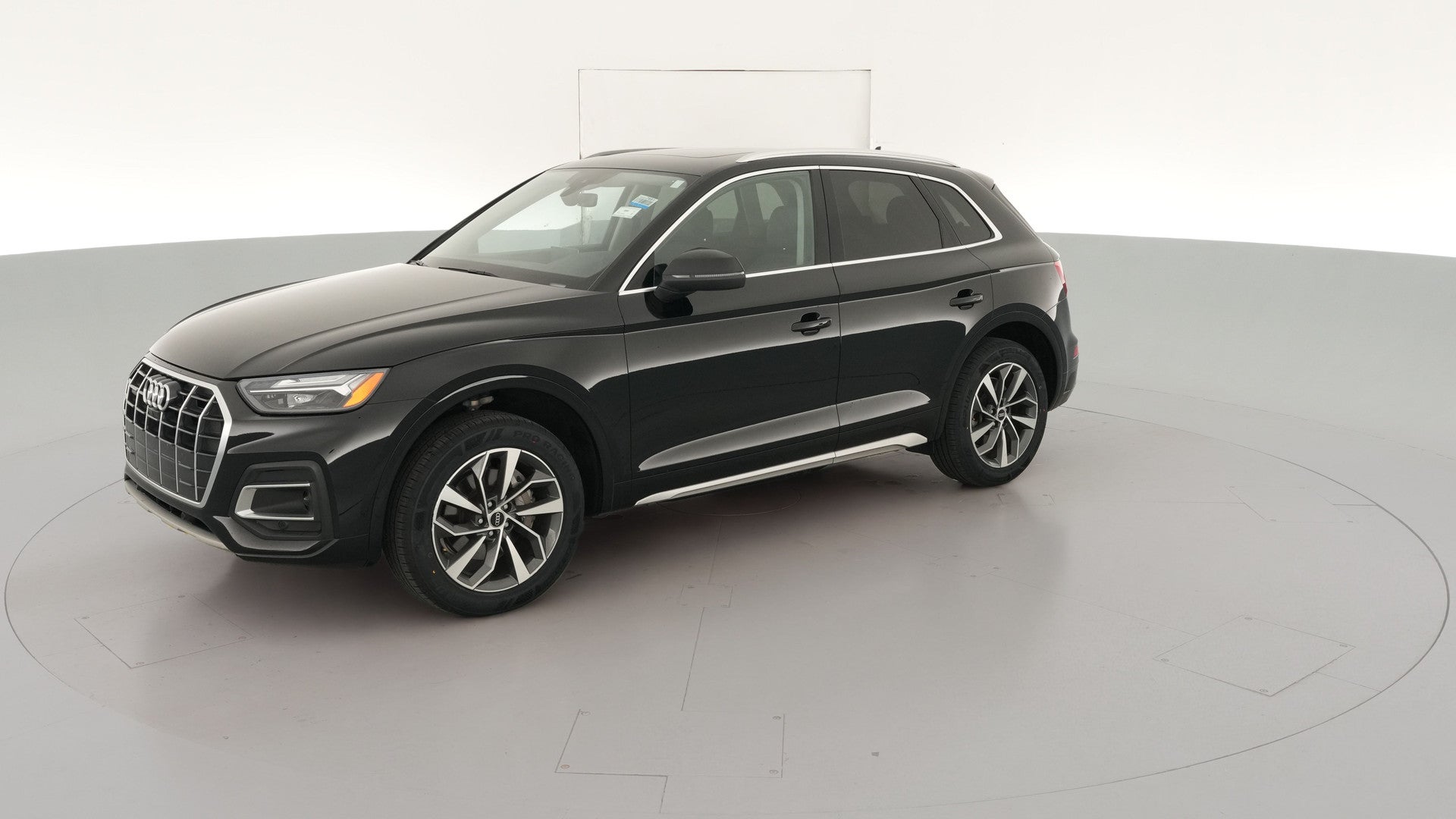 2021 Audi Q5 vehicle photo
