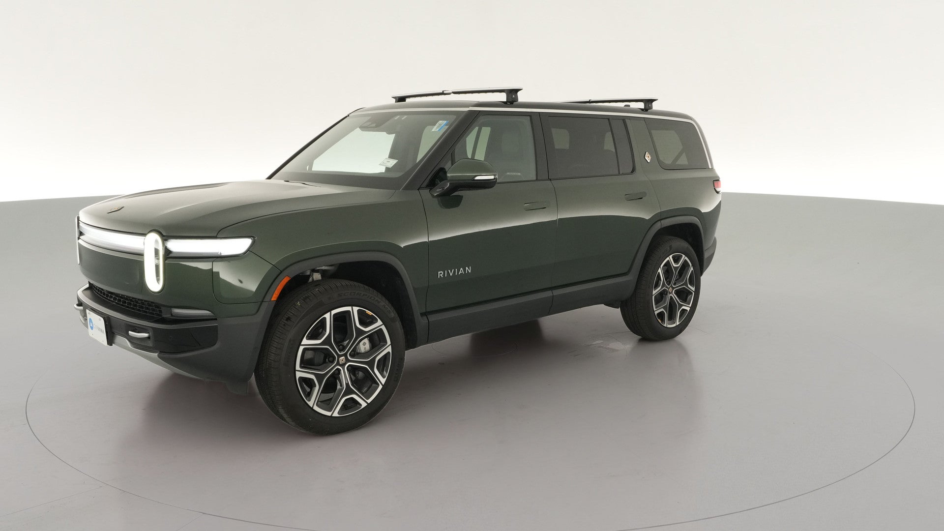 2025 Rivian R1S vehicle photo