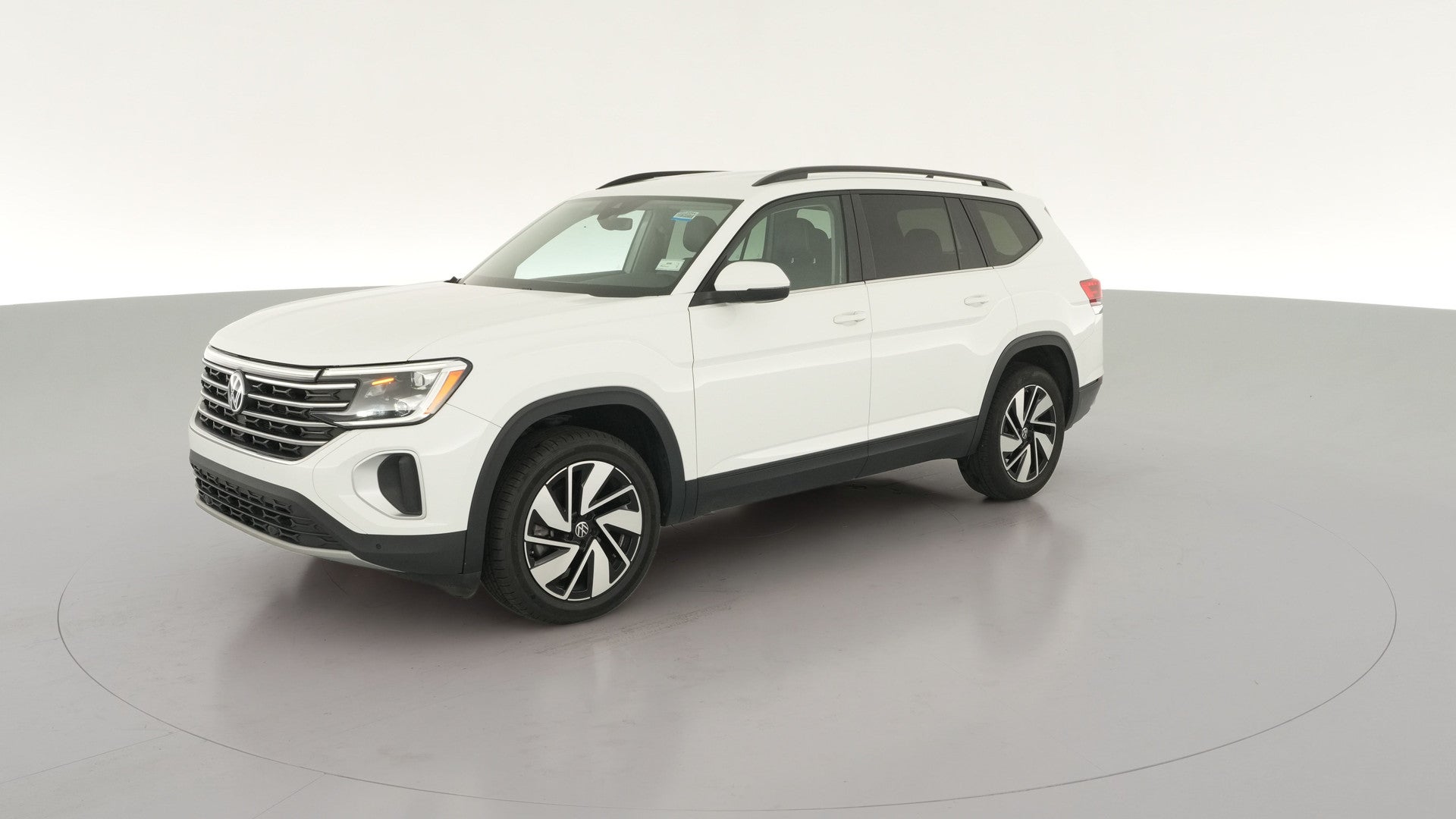 2025 Volkswagen Atlas vehicle photo