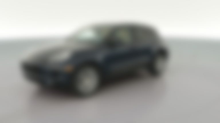 2018 Porsche Macan vehicle photo