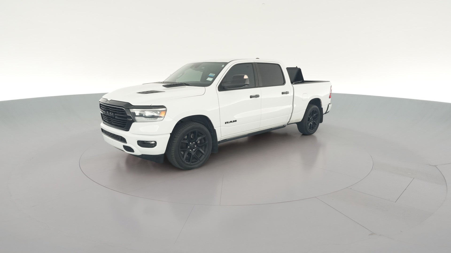 2023 Ram 1500 Crew Cab vehicle photo