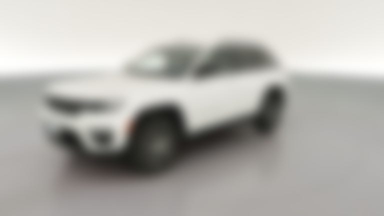 2024 Jeep Grand Cherokee vehicle photo