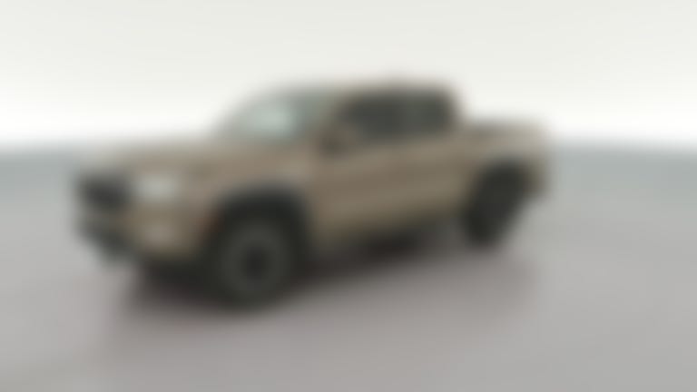 2022 Nissan Frontier Crew Cab vehicle photo