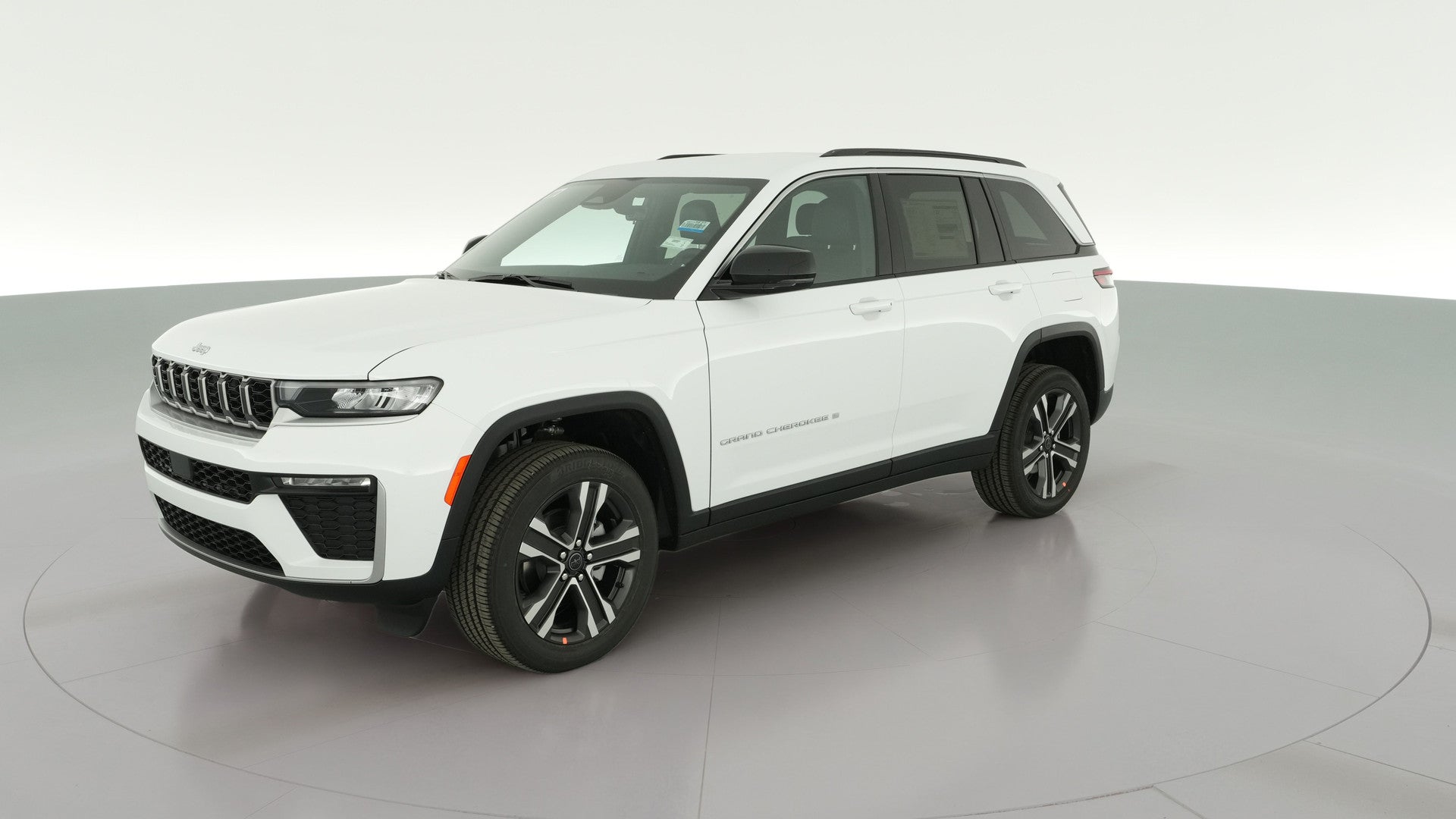 2027 Jeep Grand Cherokee vehicle photo