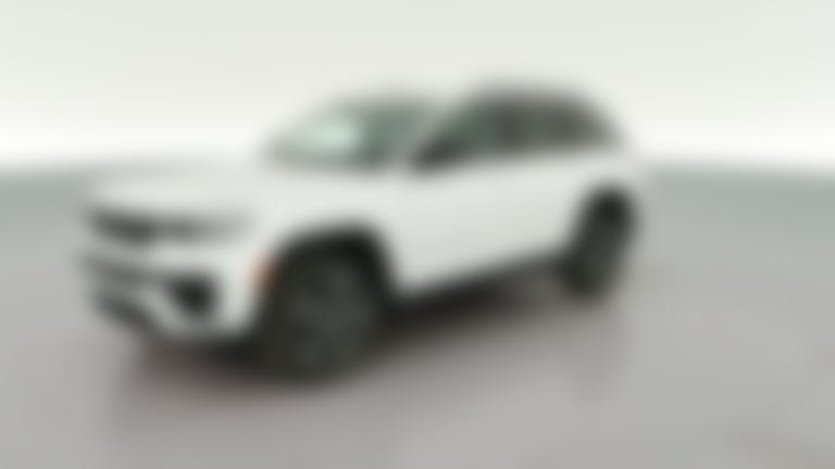 2027 Jeep Grand Cherokee vehicle photo