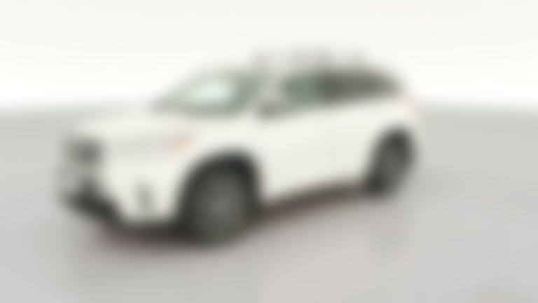 2017 Toyota Highlander vehicle photo