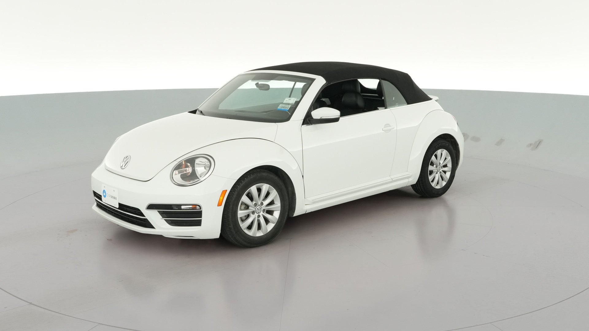 2018 Volkswagen Beetle vehicle photo