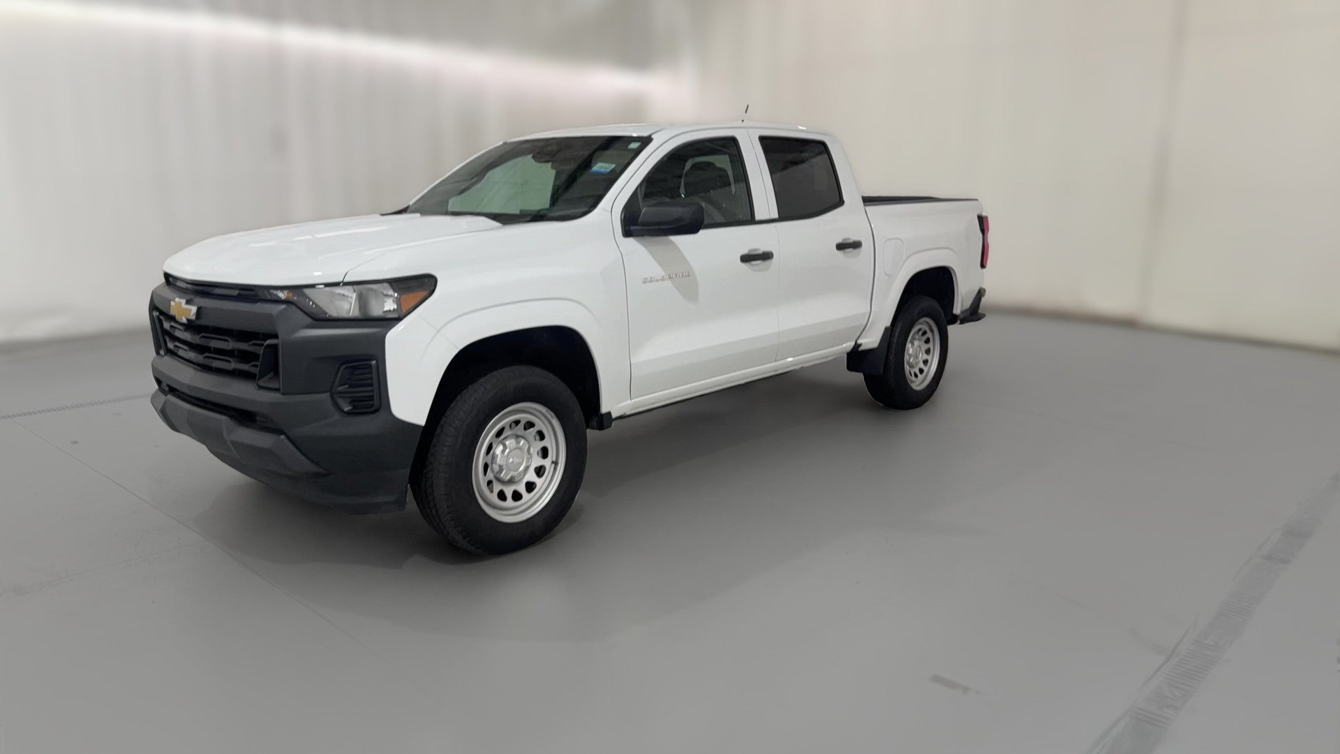 2024 Chevrolet Colorado Crew Cab vehicle photo