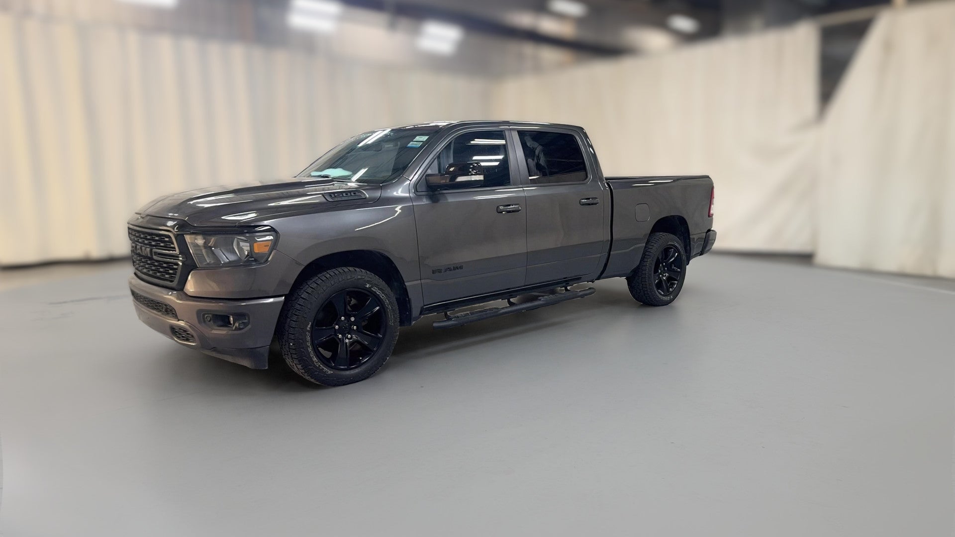 2022 Ram 1500 Crew Cab vehicle photo