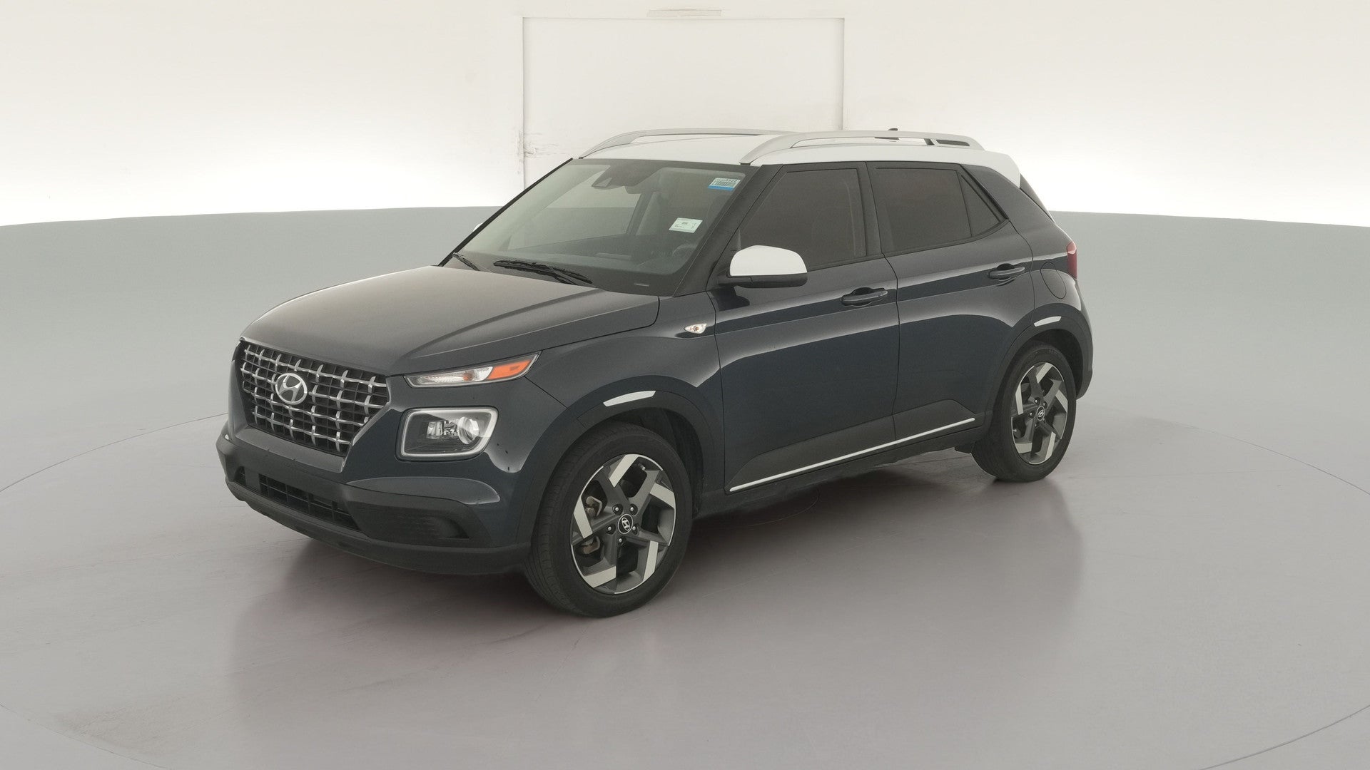 2021 Hyundai Venue vehicle photo