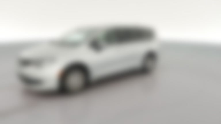 2023 Chrysler Voyager vehicle photo