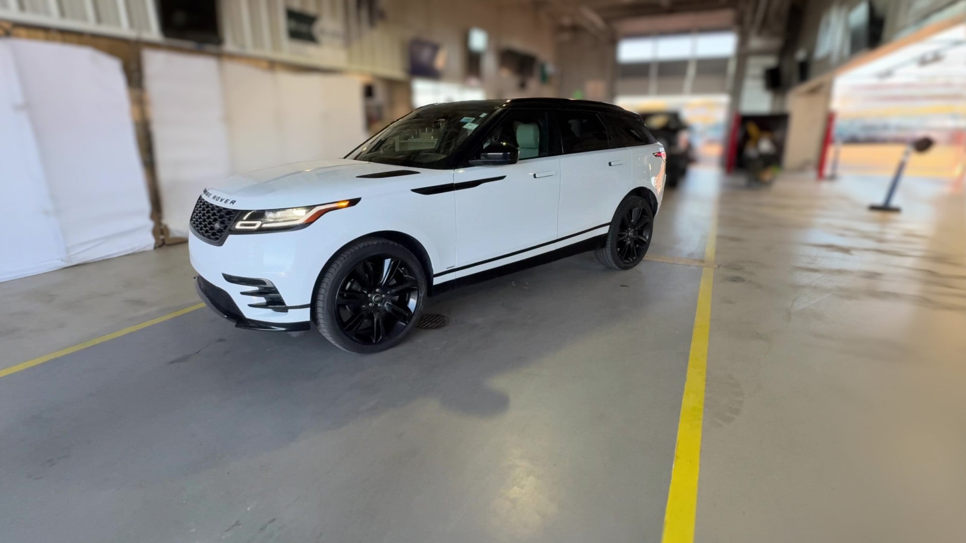 2020 Land Rover Range Rover Velar vehicle photo