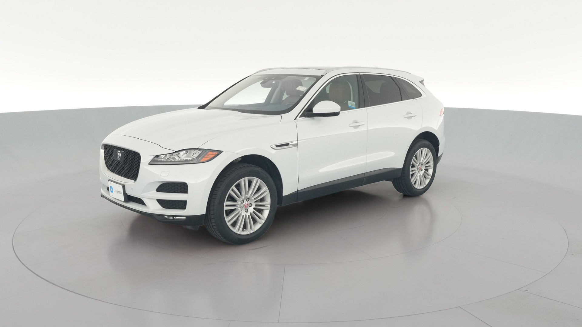 2019 Jaguar F-PACE vehicle photo