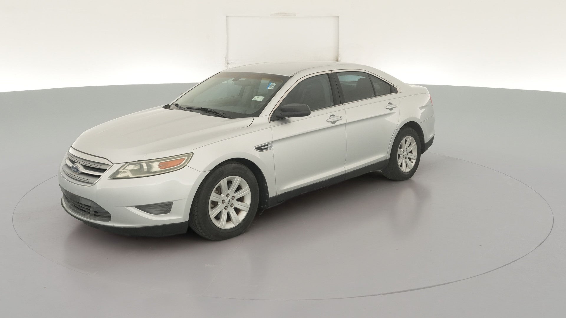 2010 Ford Taurus vehicle photo