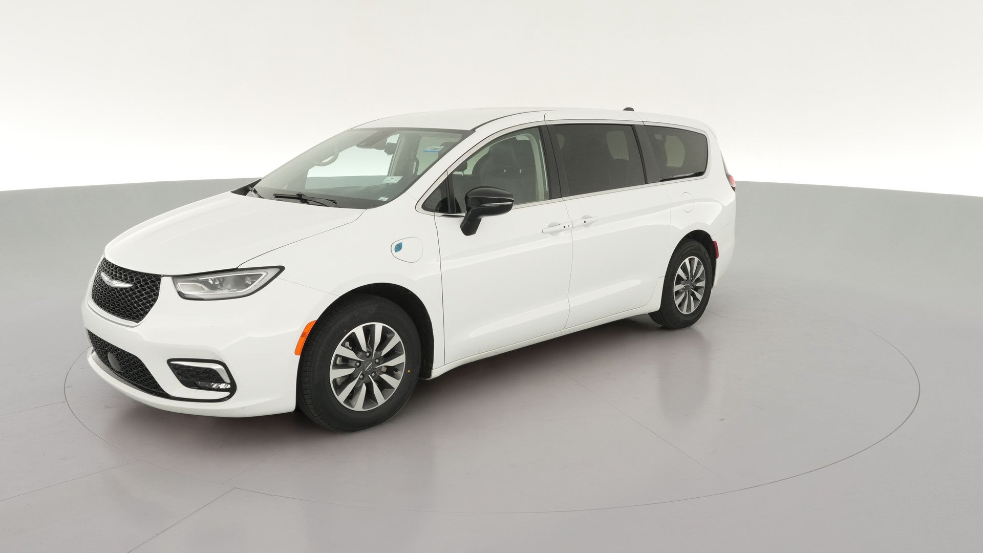 2024 Chrysler Pacifica Hybrid vehicle photo