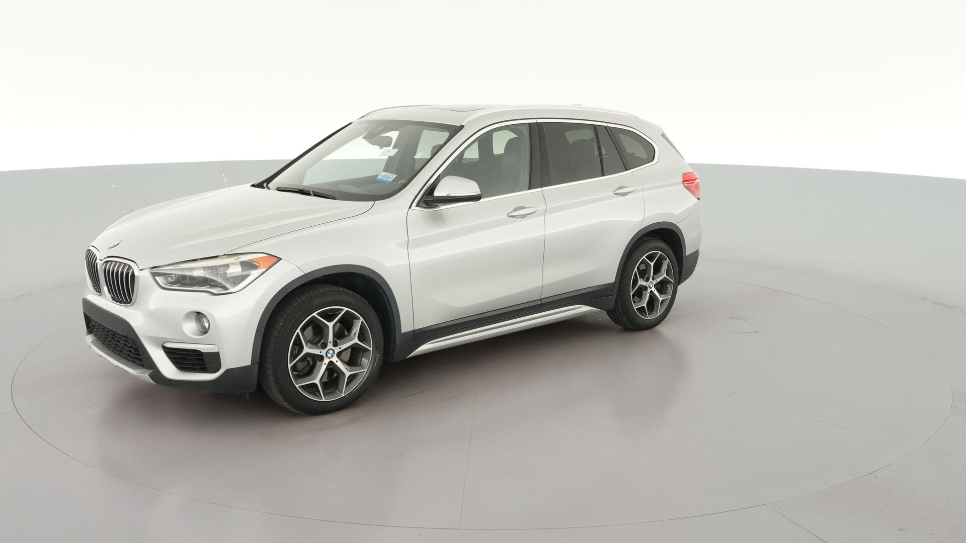2019 BMW X1 vehicle photo