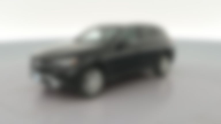 2024 Mercedes-Benz GLC vehicle photo