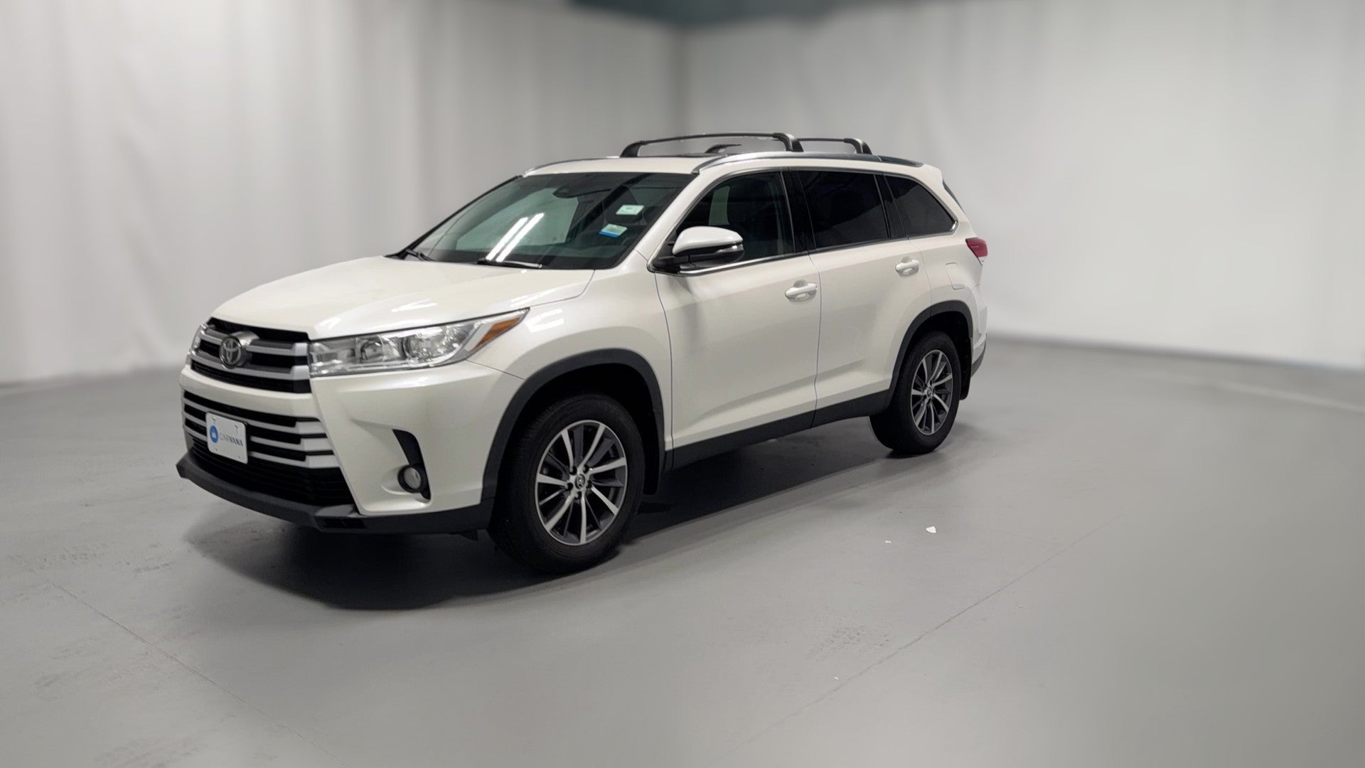 2019 Toyota Highlander vehicle photo