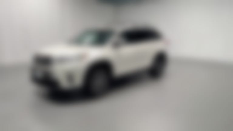 2019 Toyota Highlander vehicle photo