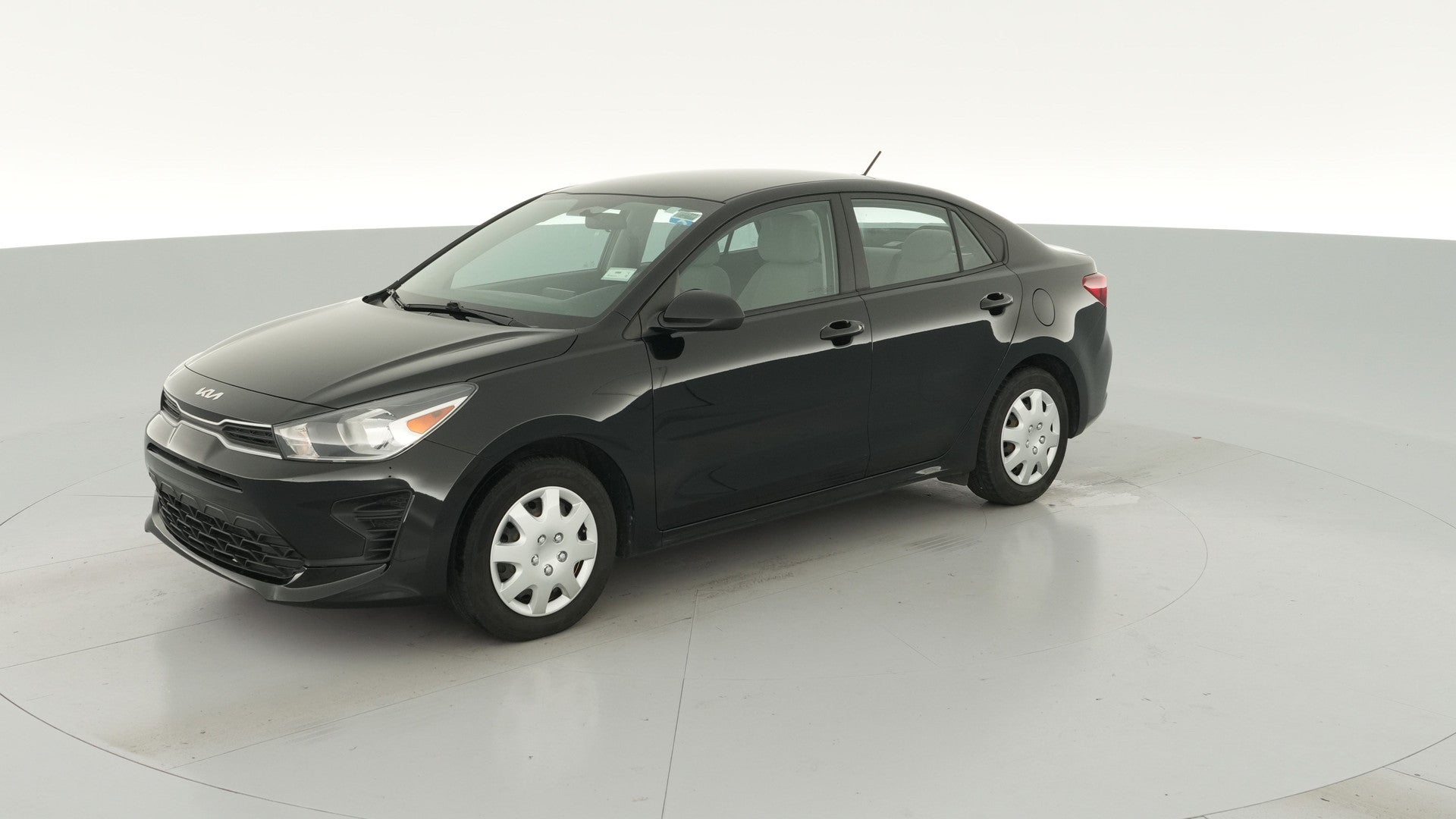 2022 Kia Rio vehicle photo