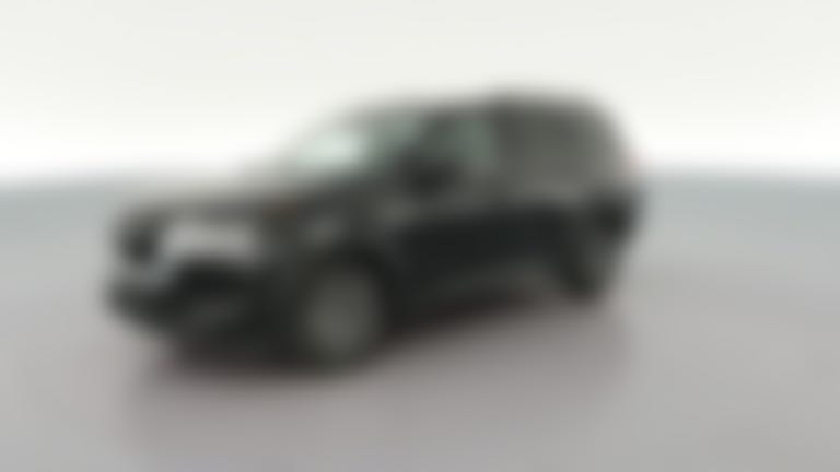 2025 Nissan Pathfinder vehicle photo