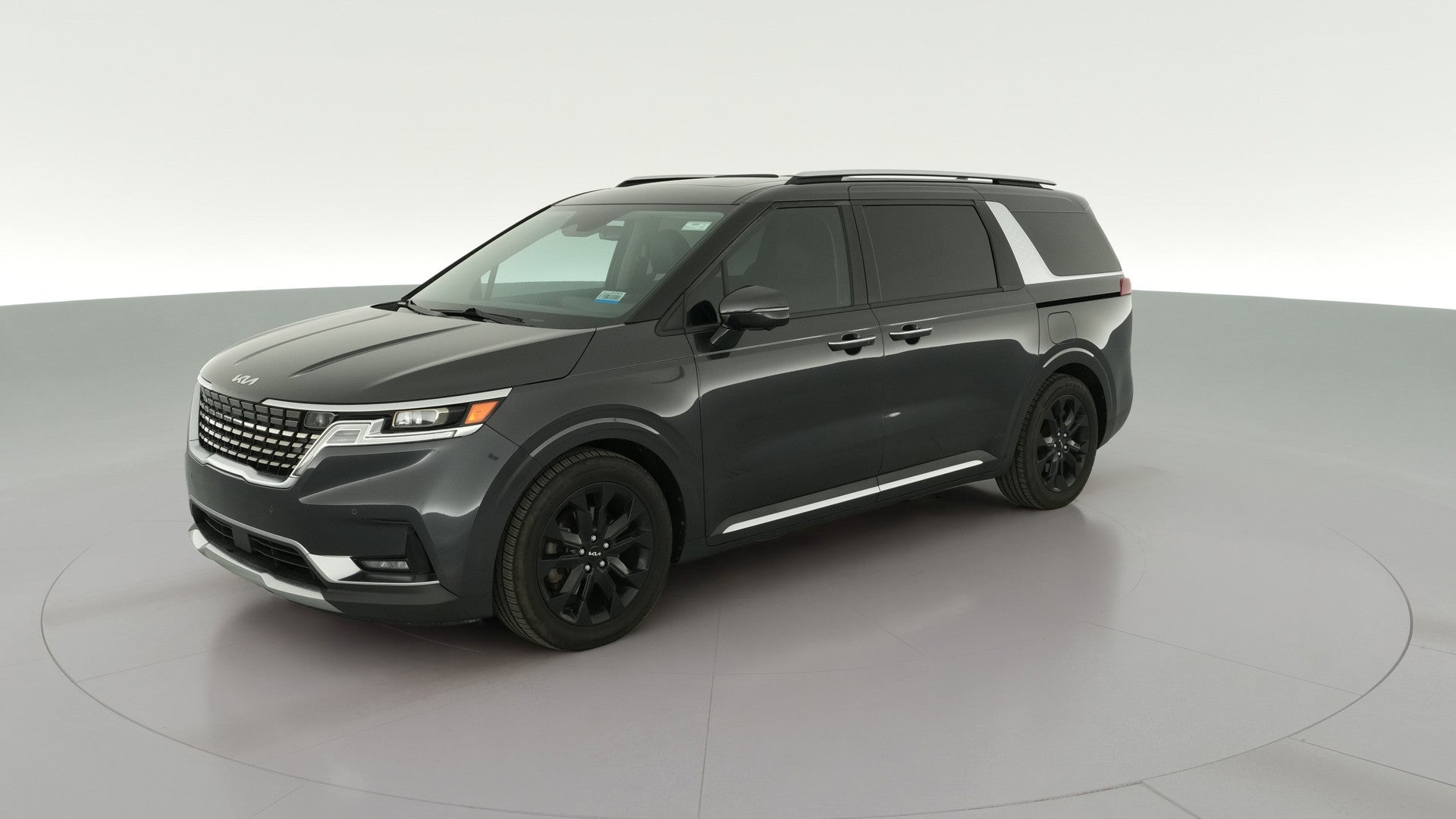 2022 Kia Carnival vehicle photo