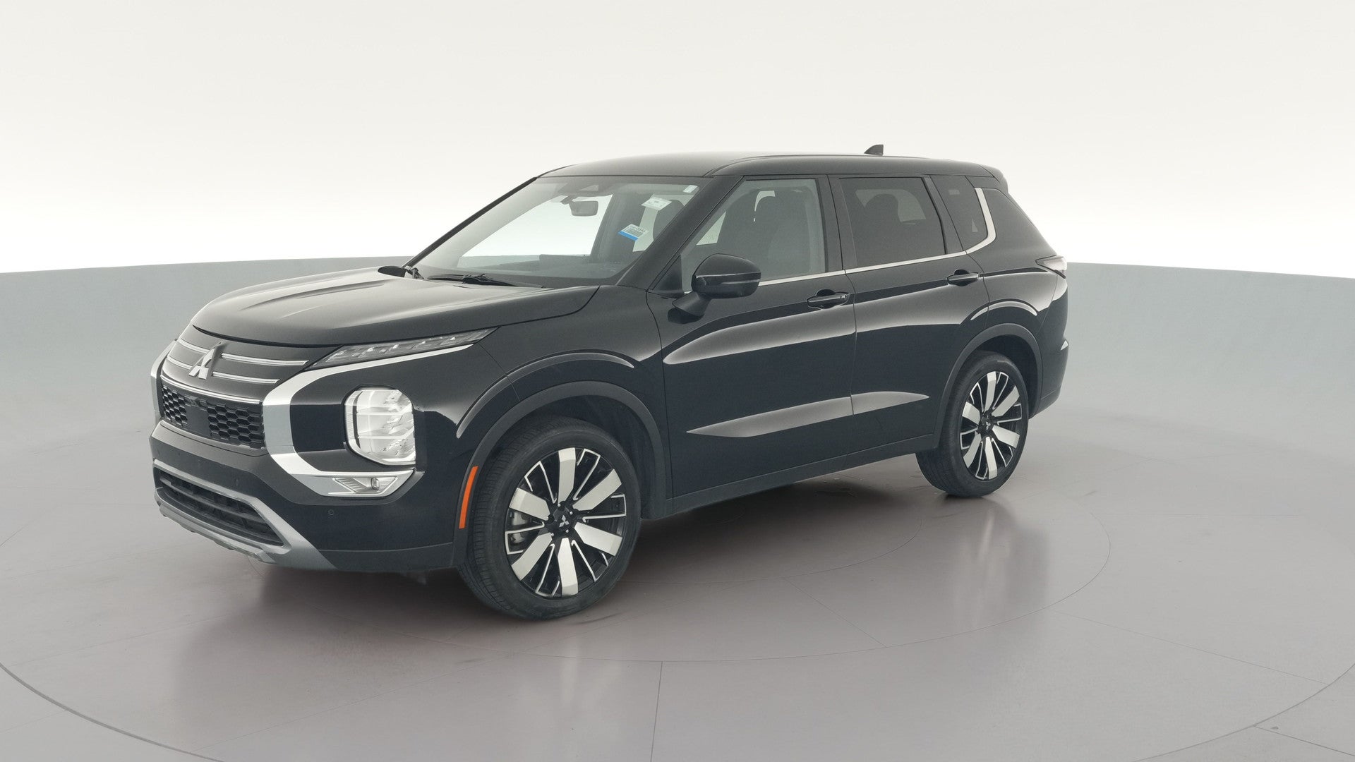 2025 Mitsubishi Outlander vehicle photo