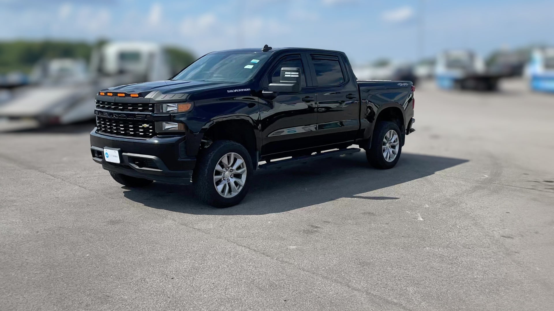 2020 Chevrolet Silverado 1500 Crew Cab vehicle photo