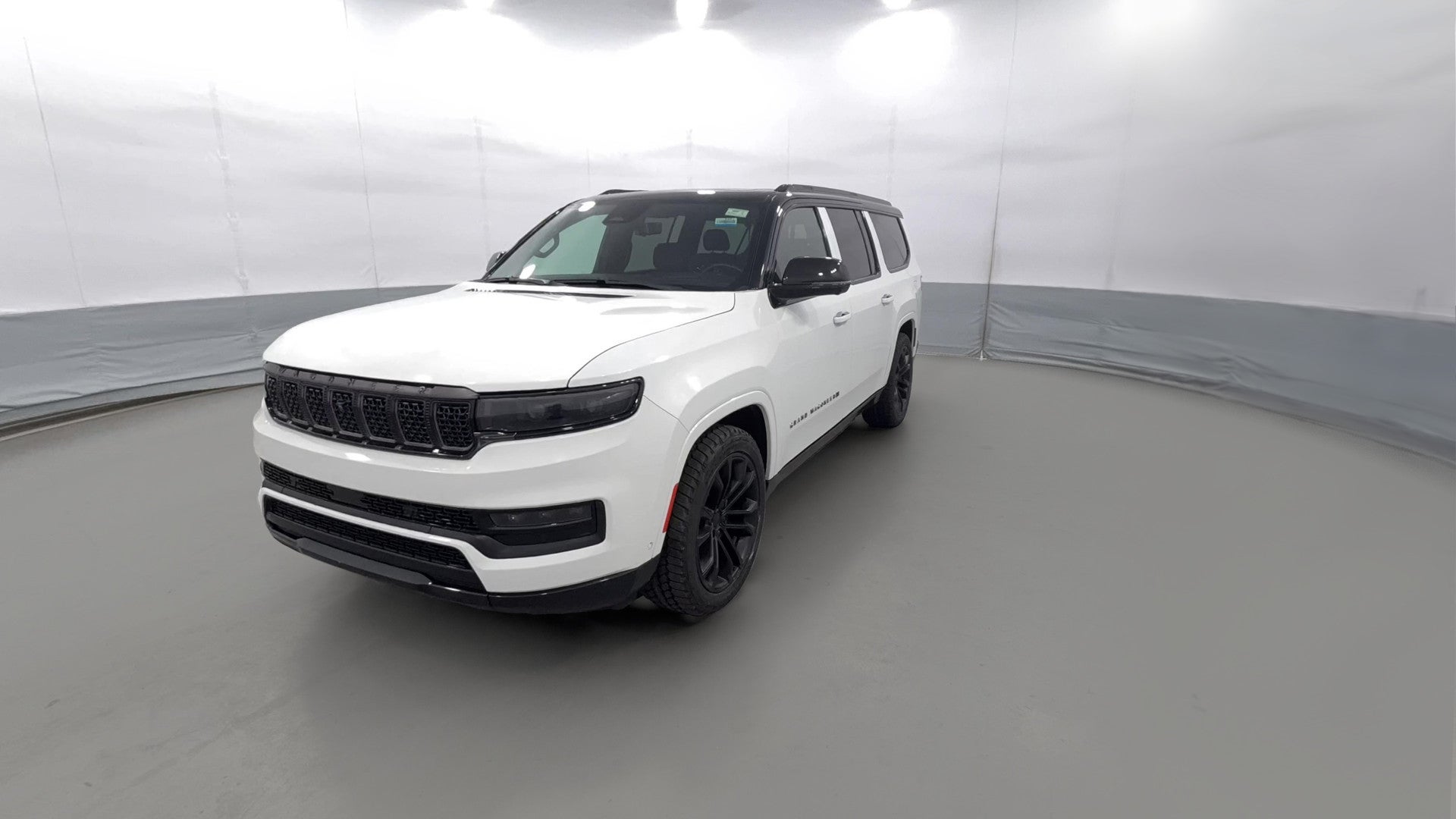 2024 Jeep Grand Wagoneer L vehicle photo