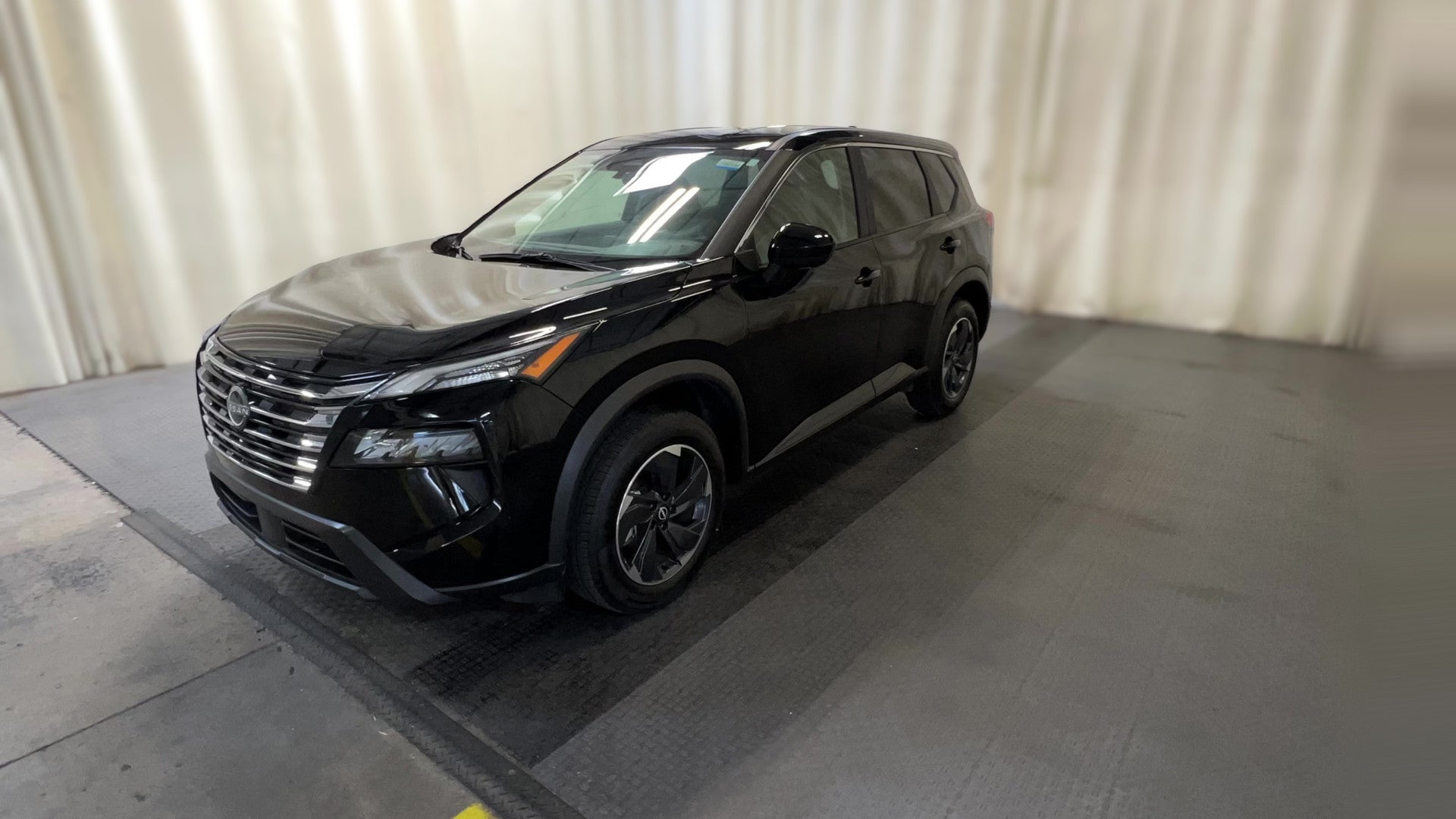 2025 Nissan Rogue vehicle photo