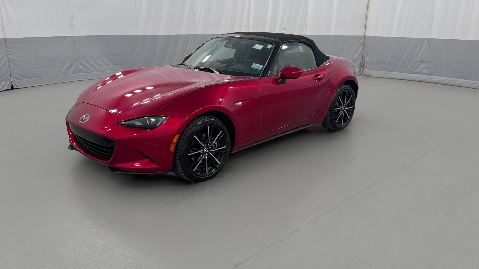 2025 MAZDA MX-5 Miata vehicle photo