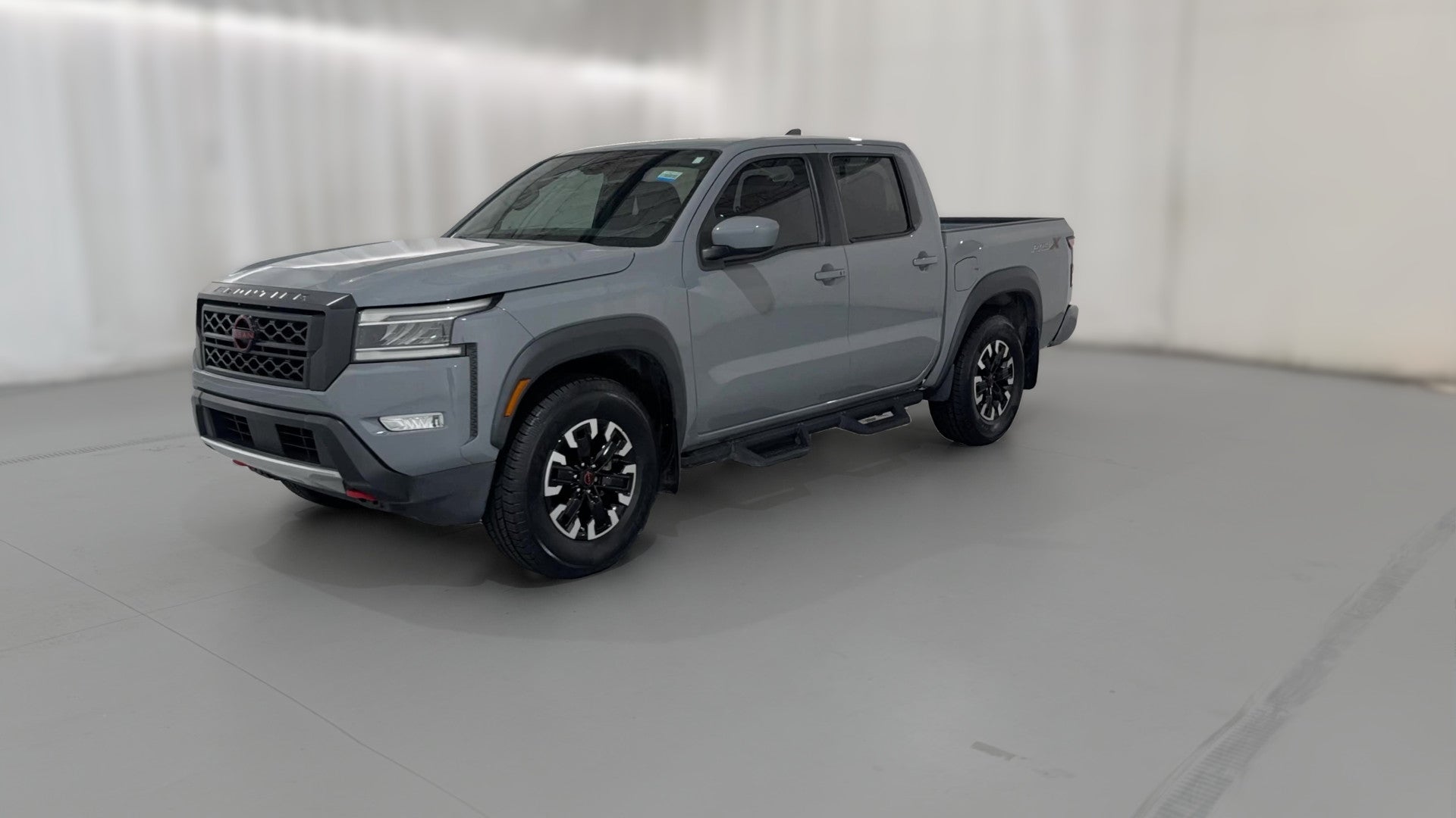2023 Nissan Frontier Crew Cab vehicle photo