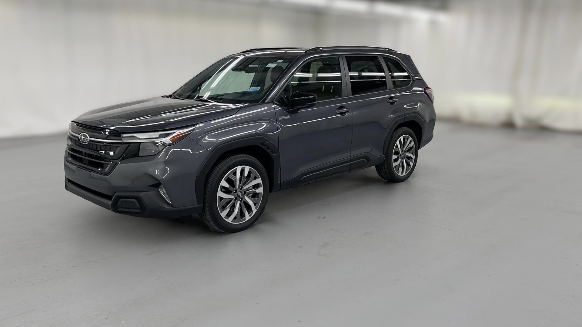 2025 Subaru Forester Hybrid vehicle photo
