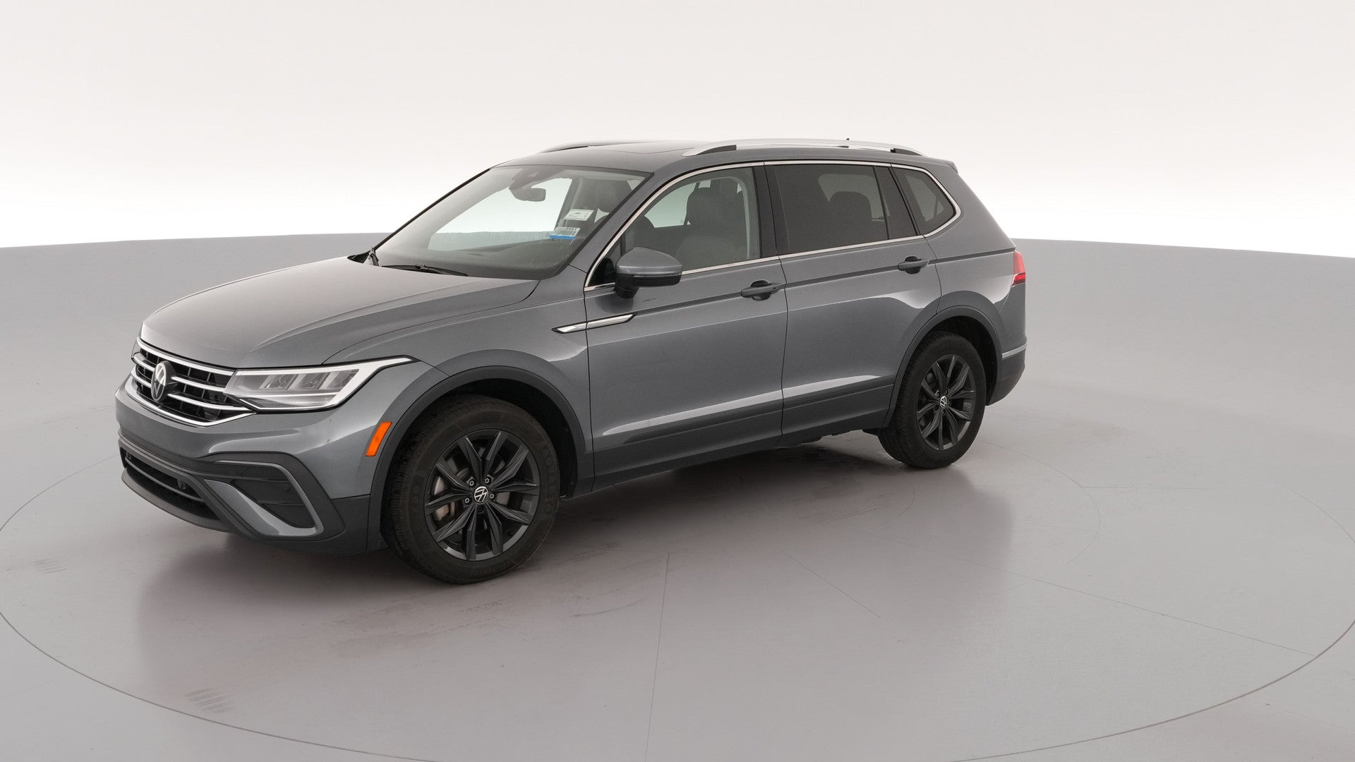2024 Volkswagen Tiguan vehicle photo