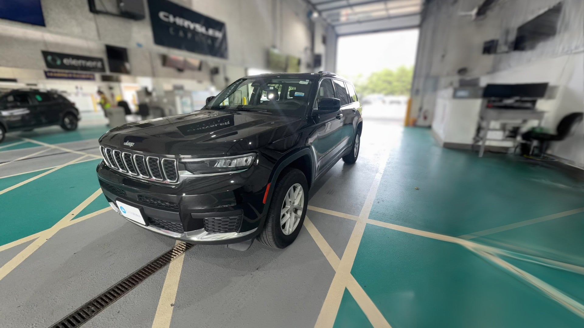 2023 Jeep Grand Cherokee L vehicle photo