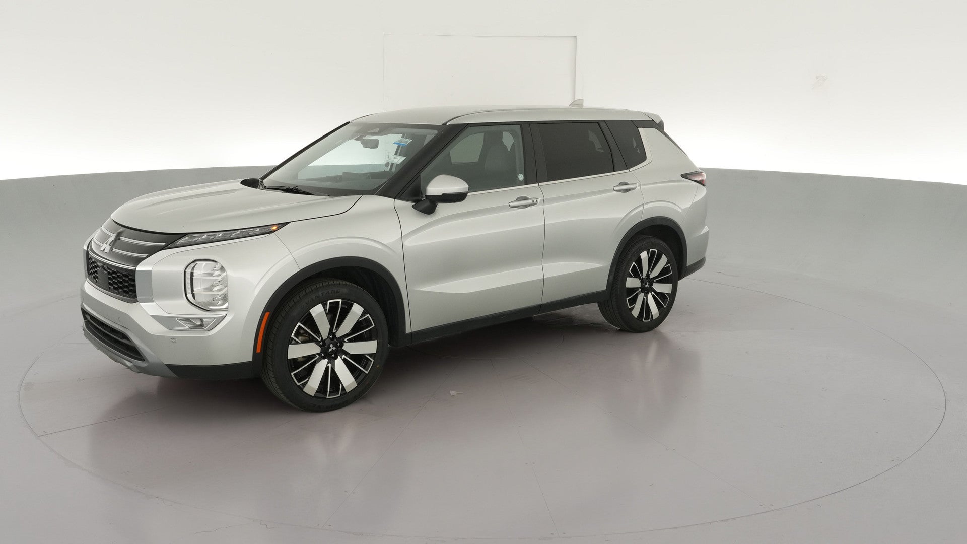 2025 Mitsubishi Outlander vehicle photo