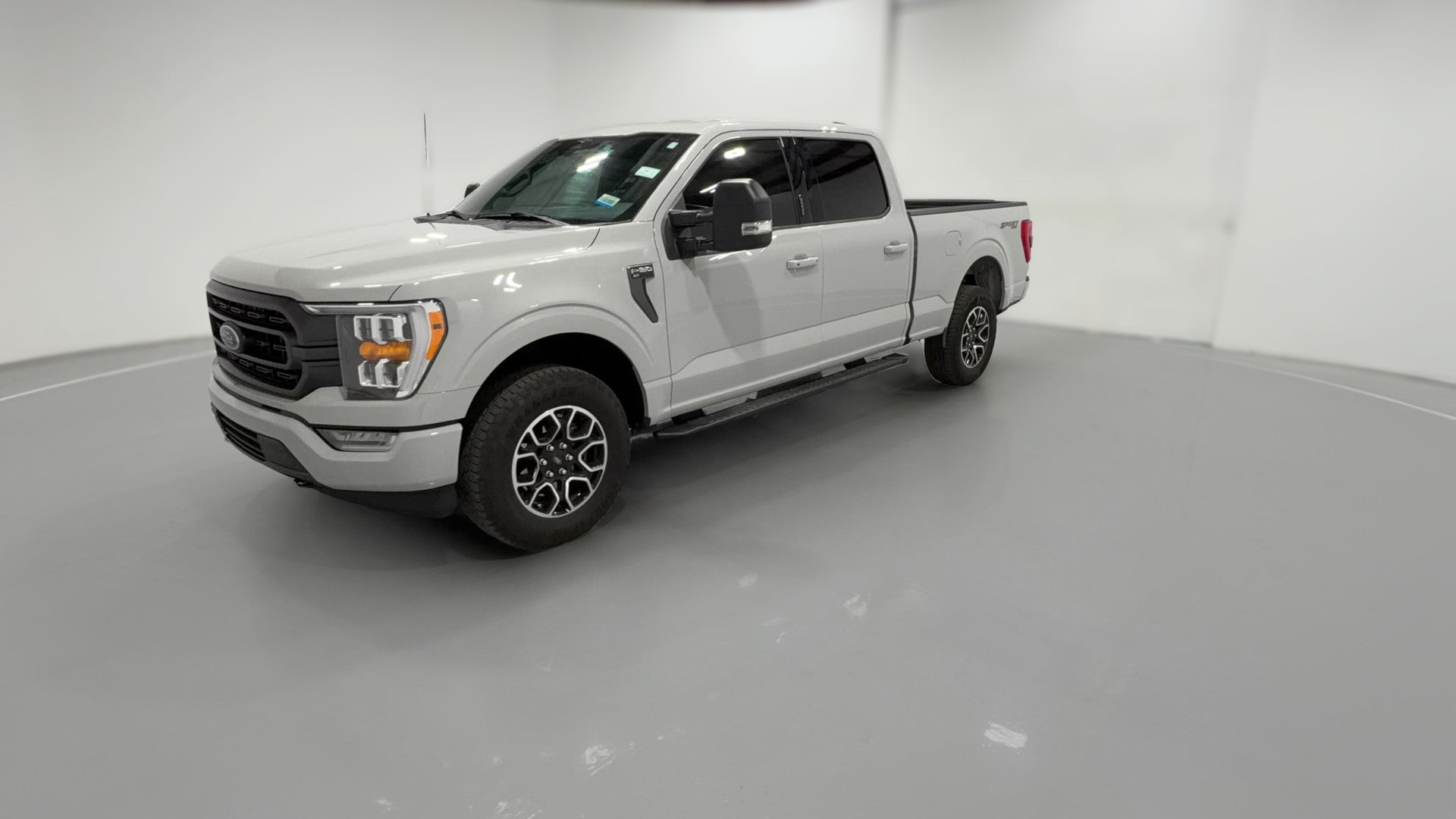 2023 Ford F150 SuperCrew Cab vehicle photo