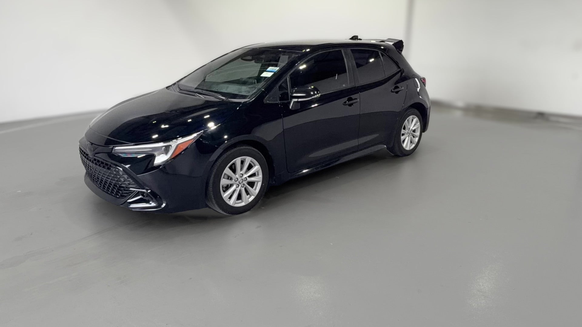 2023 Toyota Corolla Hatchback vehicle photo