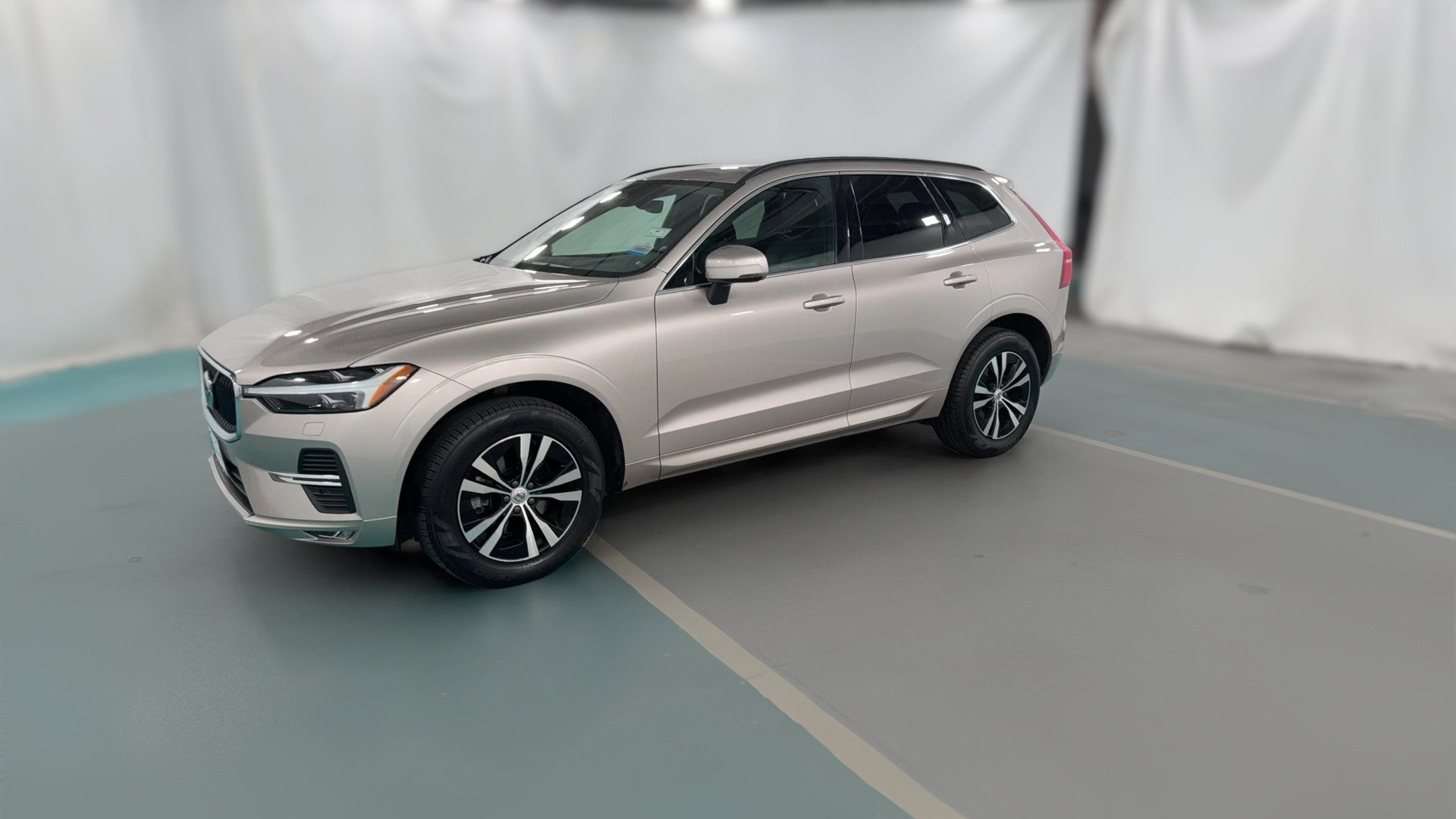 2023 Volvo XC60 vehicle photo