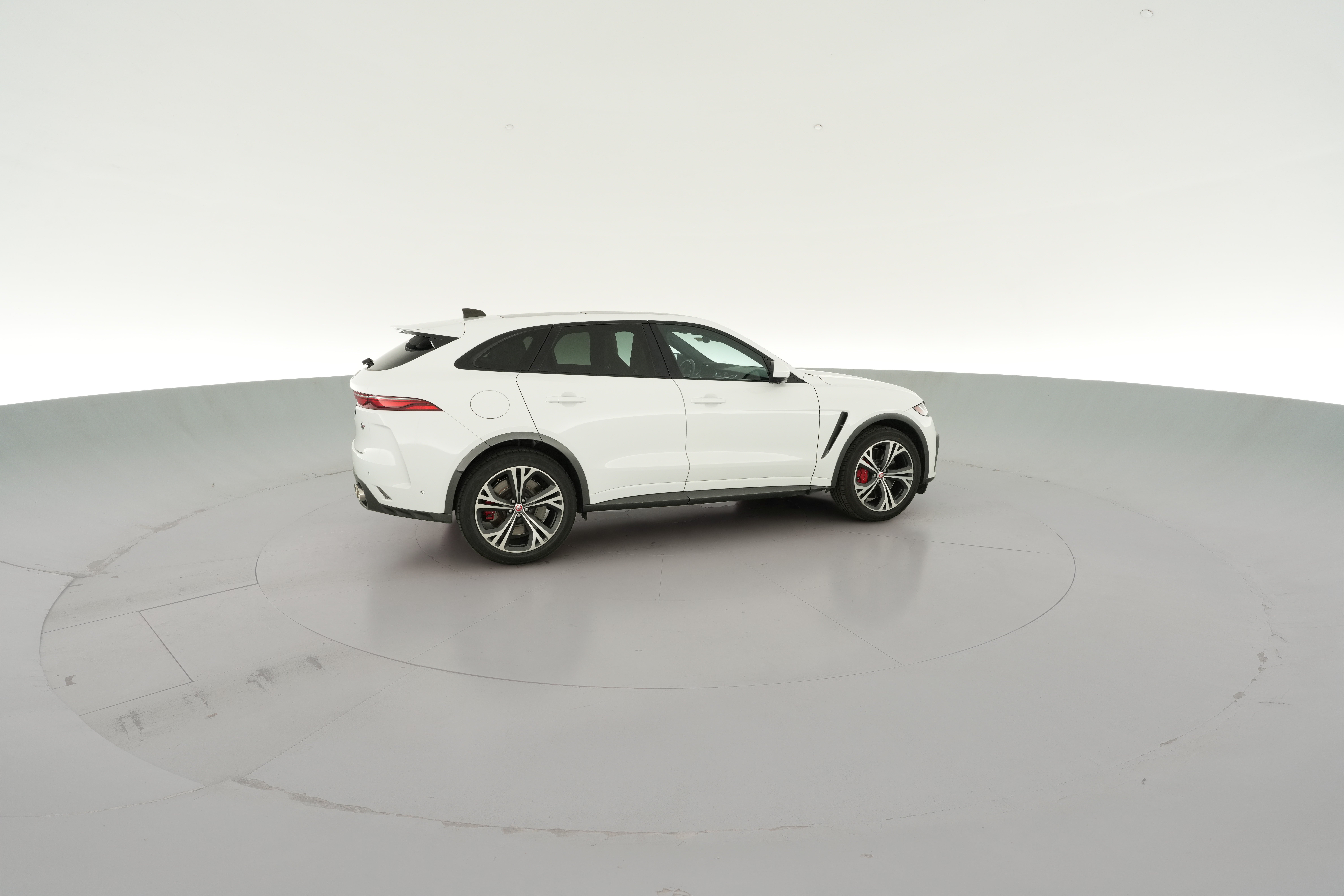 2022 Jaguar F-Pace SVR - Photo 43