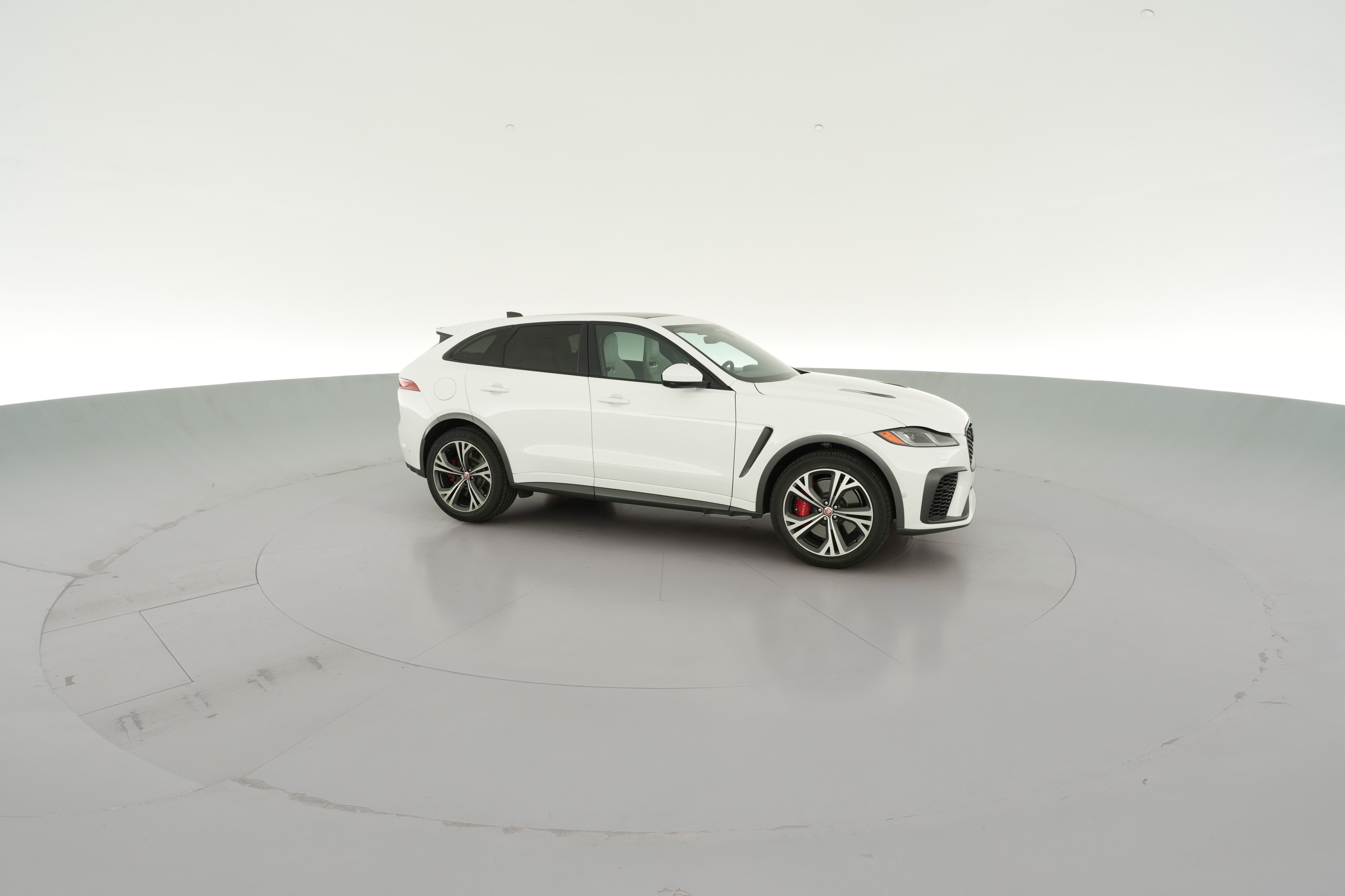 2022 Jaguar F-Pace SVR - Photo 45